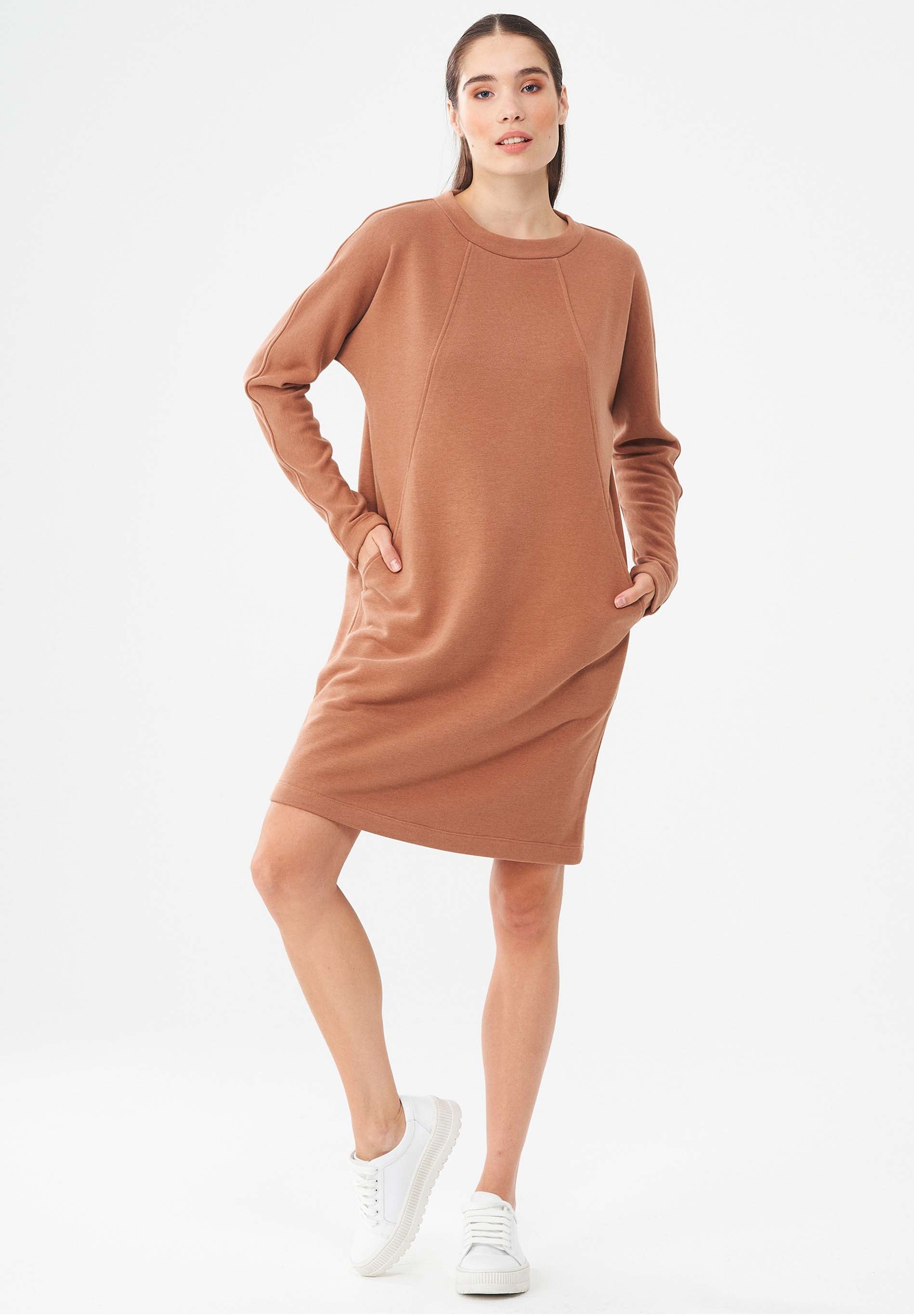 Sweatkleid aus Bio-Baumwolle & Modal mit recyceltem Polyester