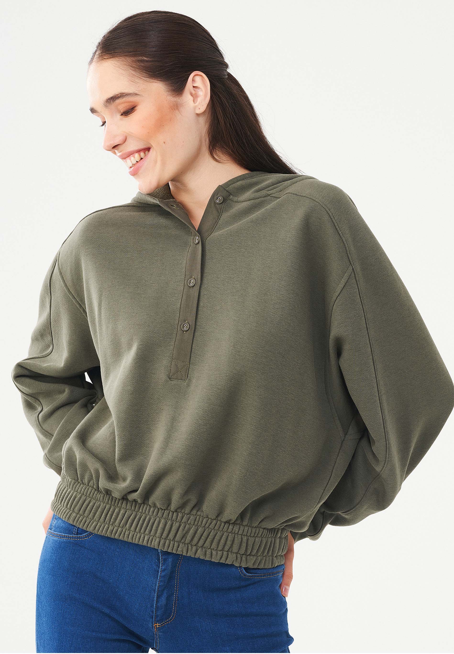 Kapuzenpullover aus Bio-Baumwolle & Modal mit recyceltem Polyester