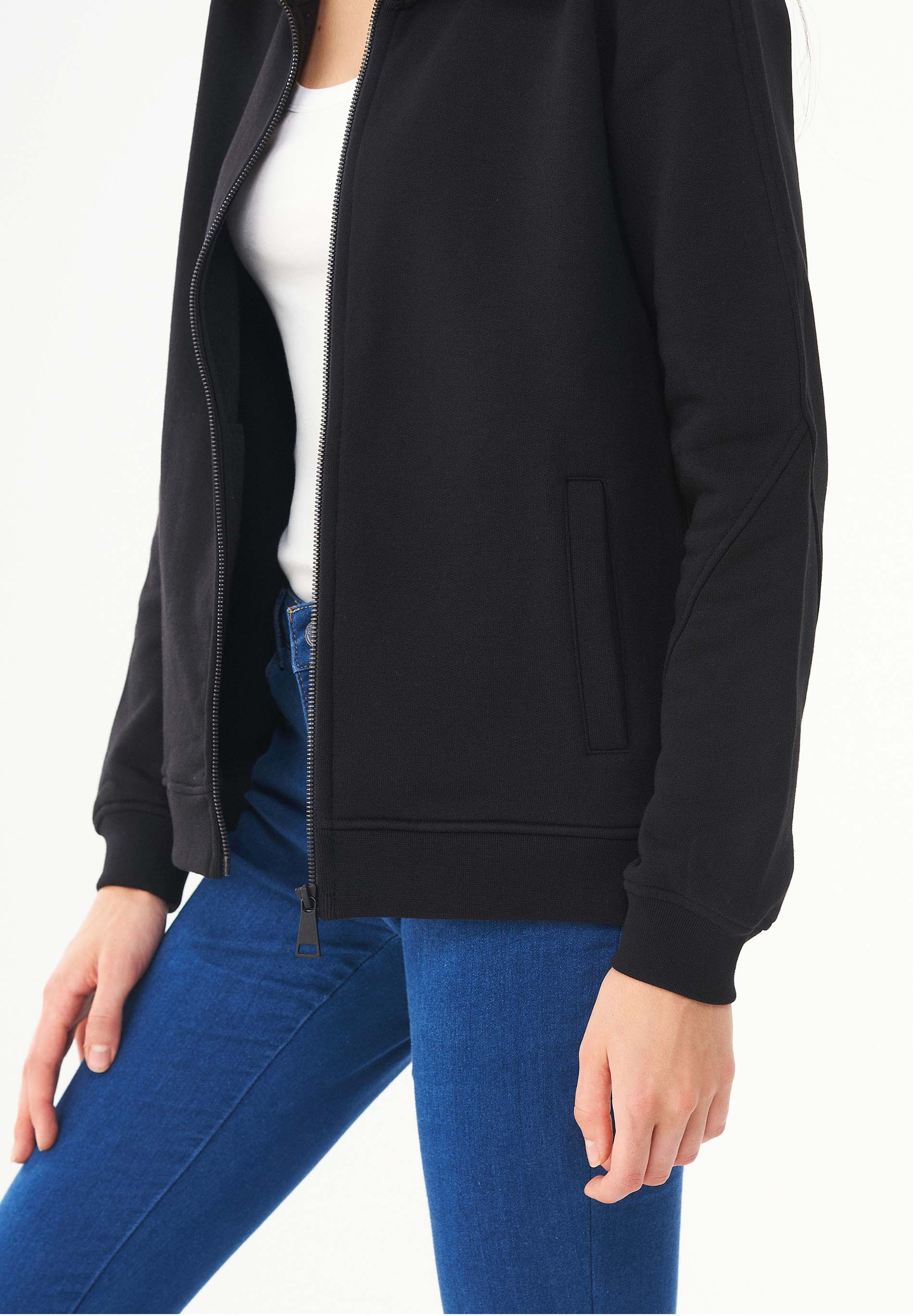 Sweatjacke aus Bio-Baumwolle