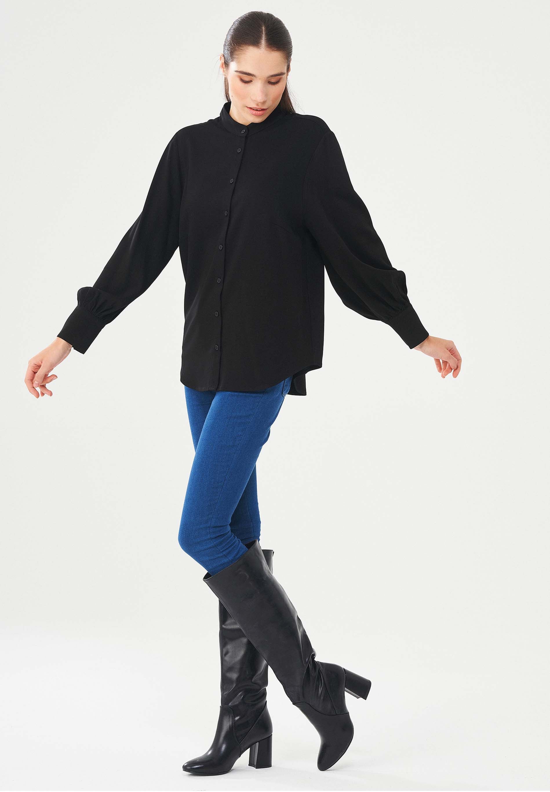 Bluse aus LENZING™ ECOVERO™ Viskose