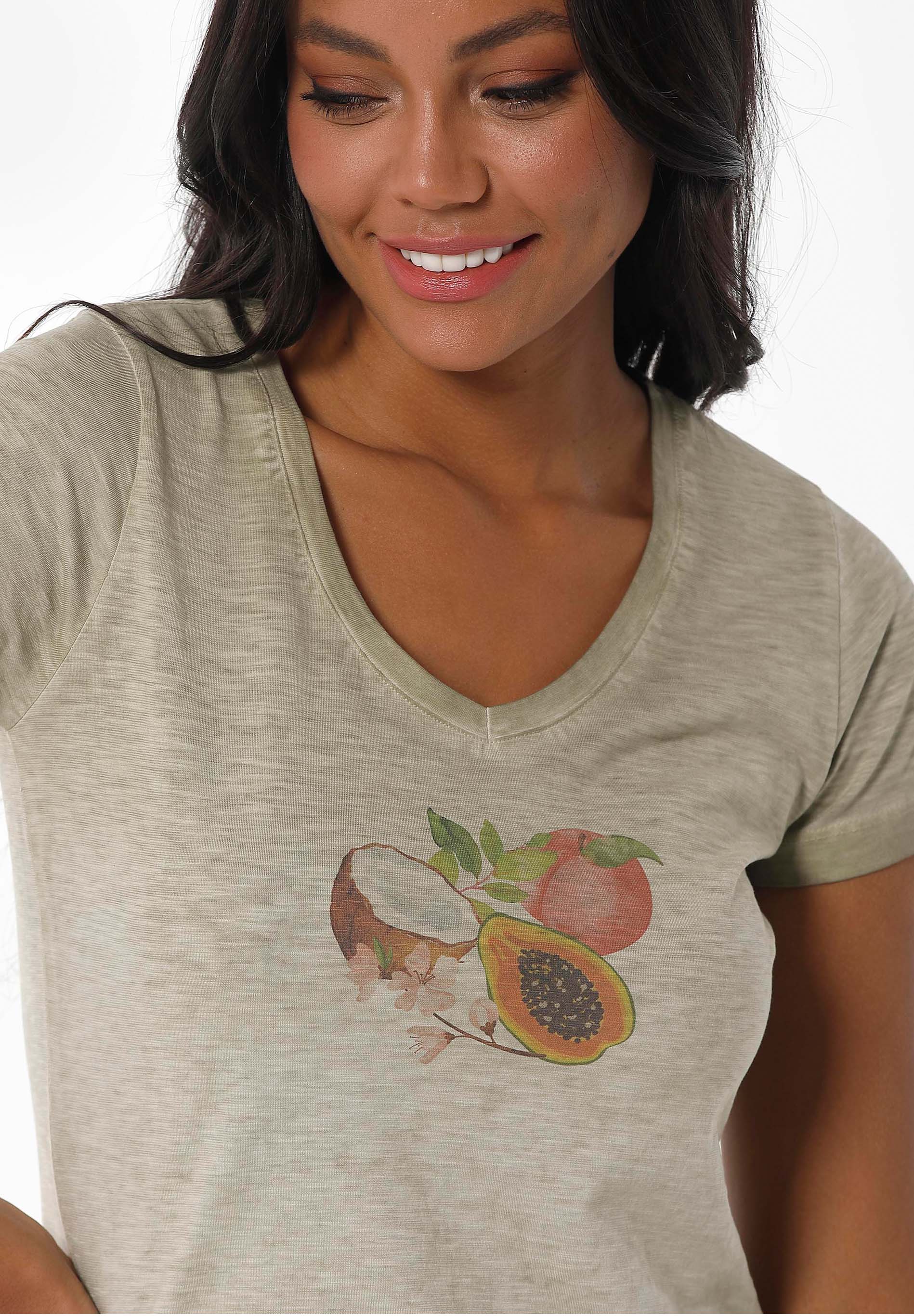Garment Dyed T-Shirt aus Bio-Baumwolle mit  Frucht-Print