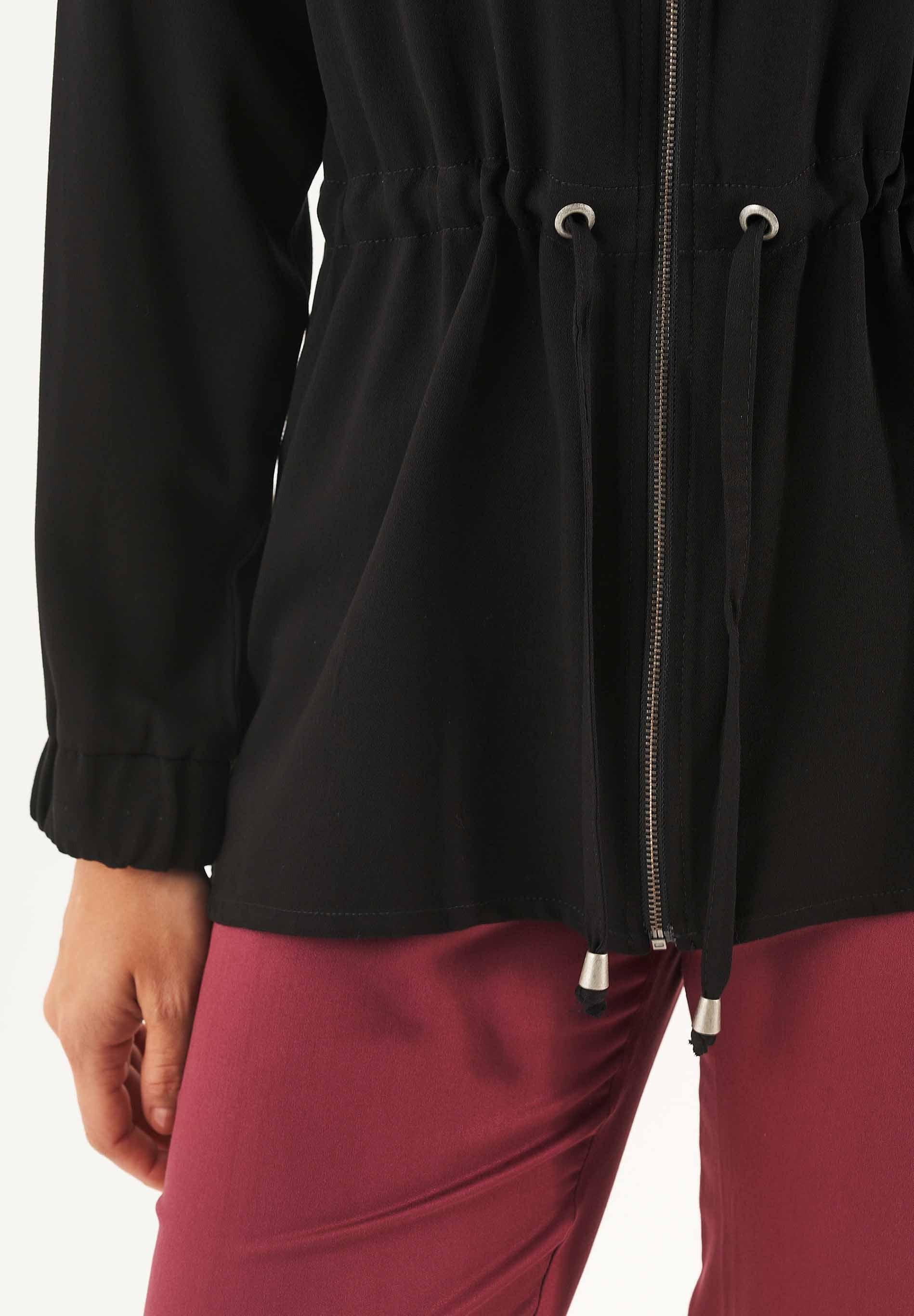 Jacke aus LENZING™ ECOVERO™