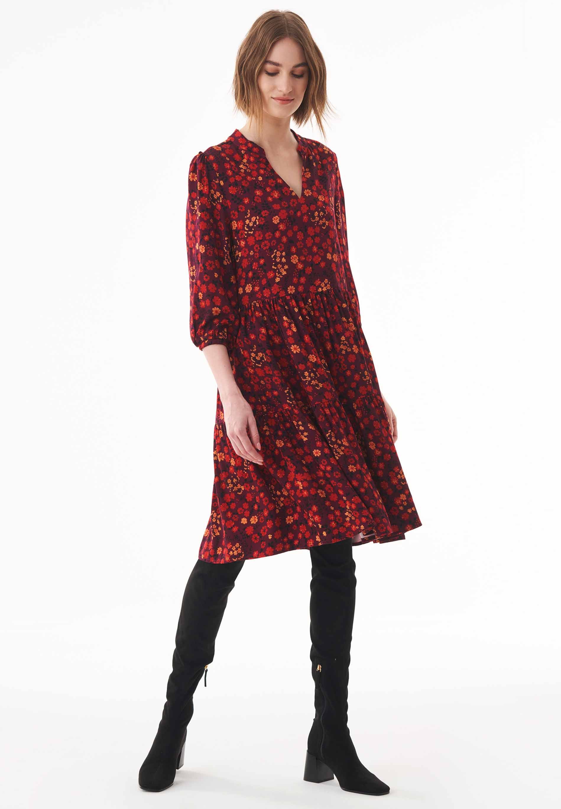 Kleid aus LENZING™ ECOVERO™ mit Allover-Print