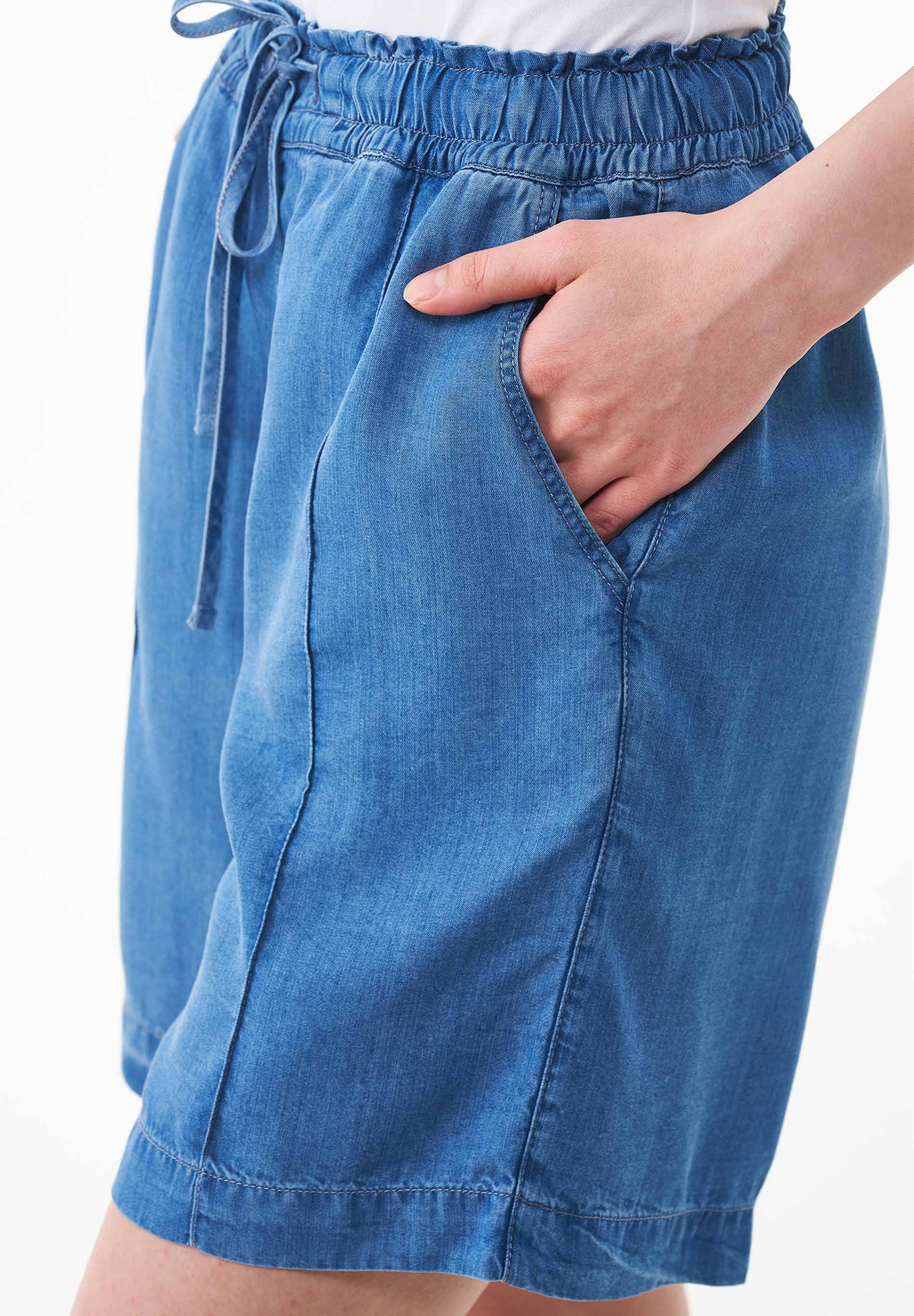 Shorts aus TENCEL™ Lyocell in Denim-Optik