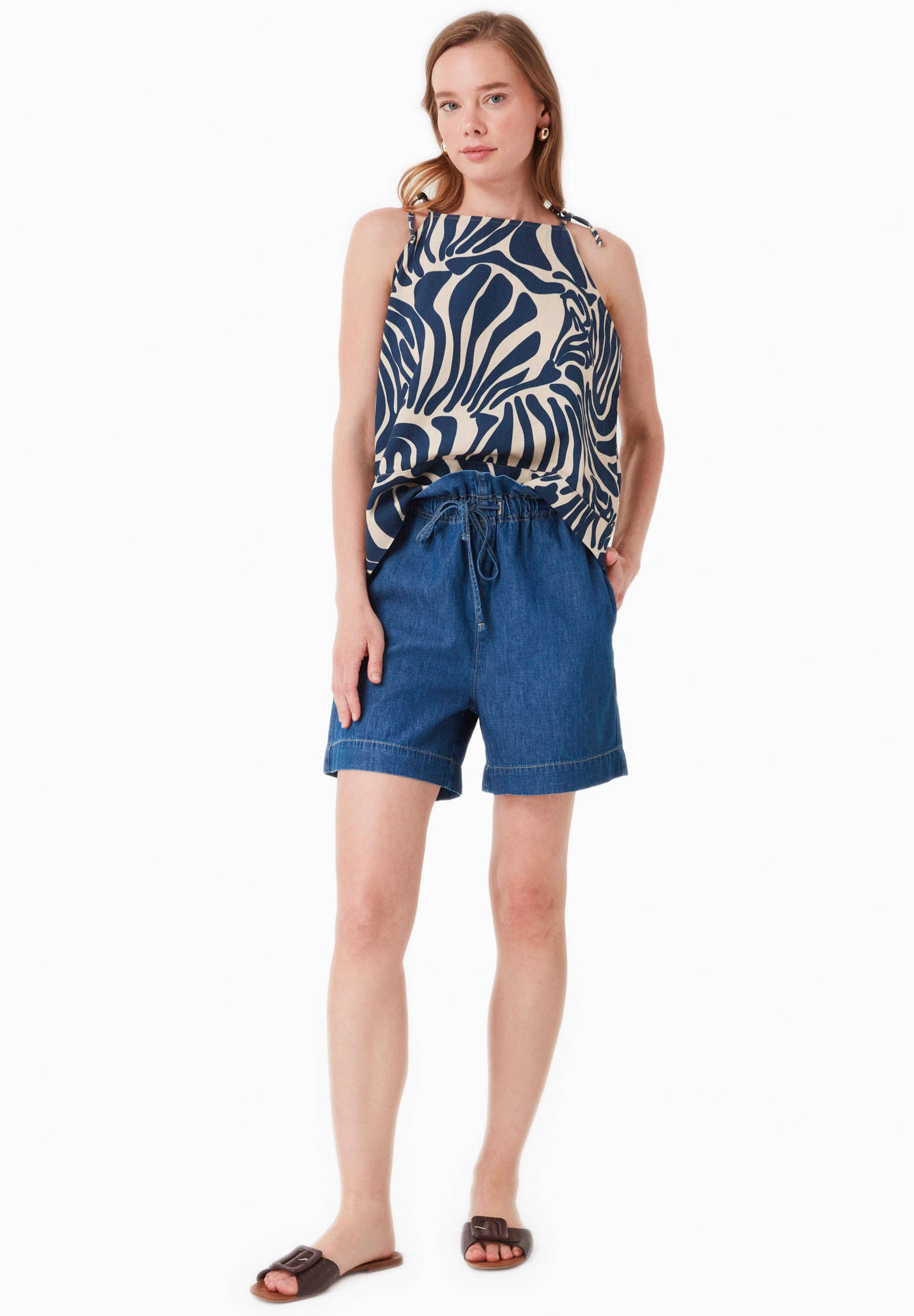 Shorts aus Bio-Baumwolle in Denim