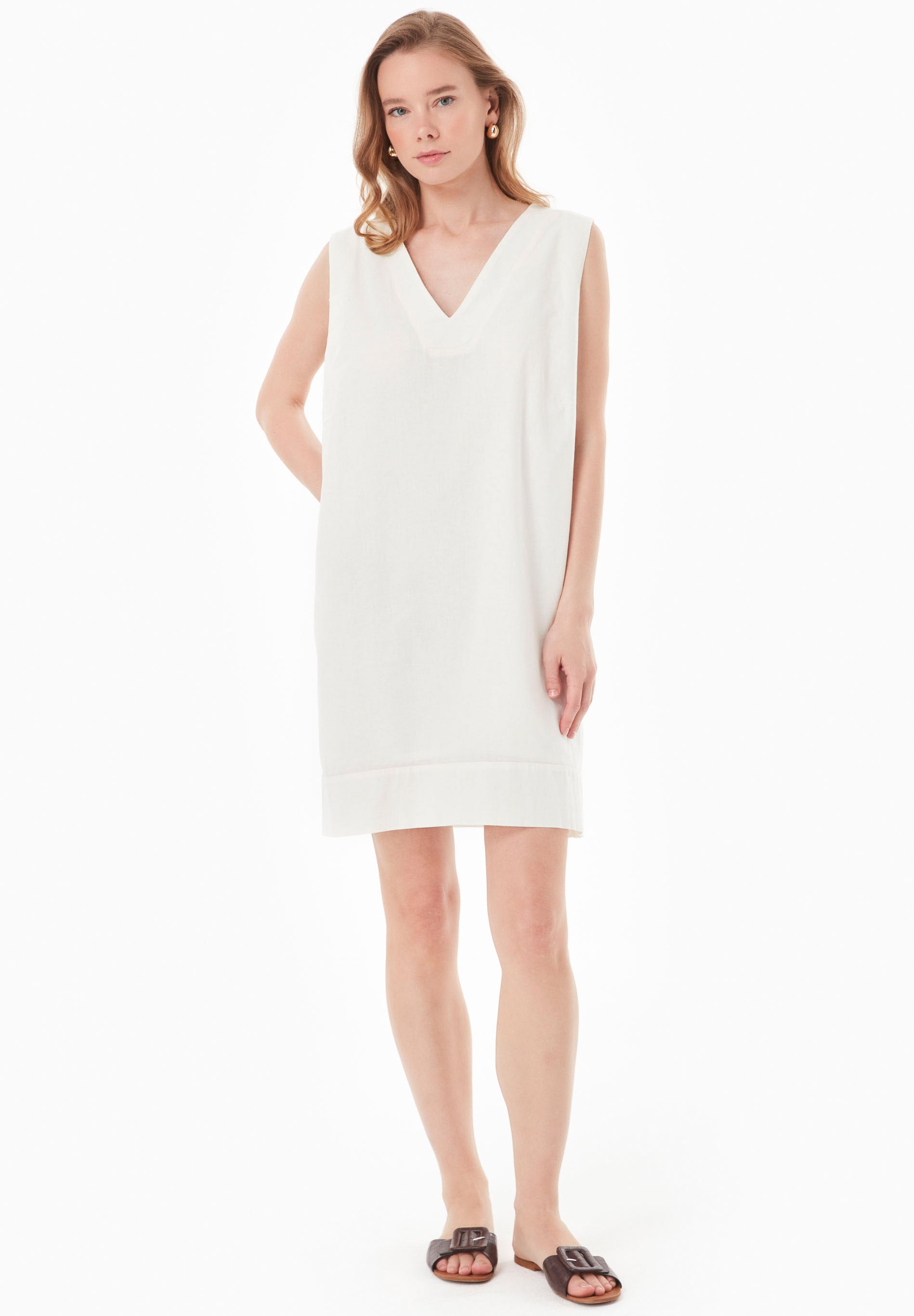 Kleid aus Bio-Baumwolle und Leinen