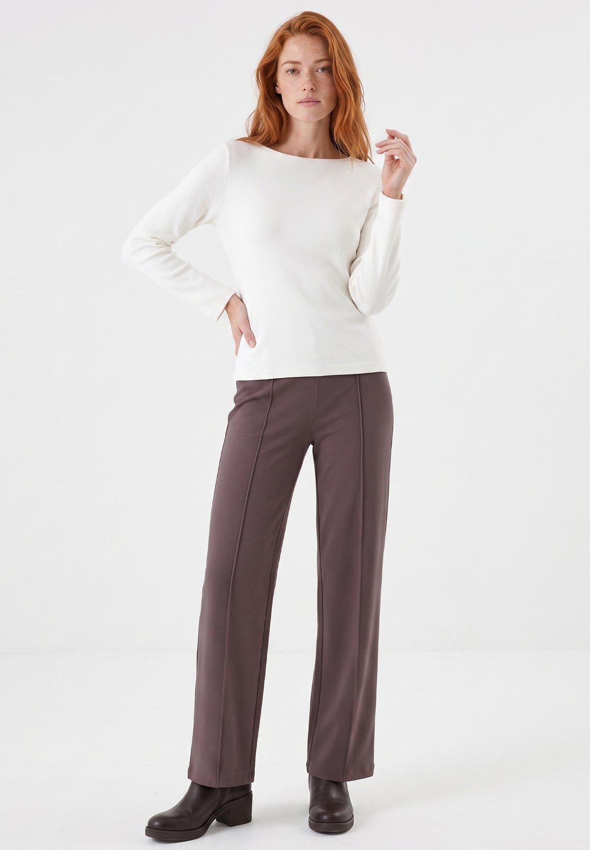 High-Waist-Hose aus ECOVERO™ Viskose und recyceltem Polyamid