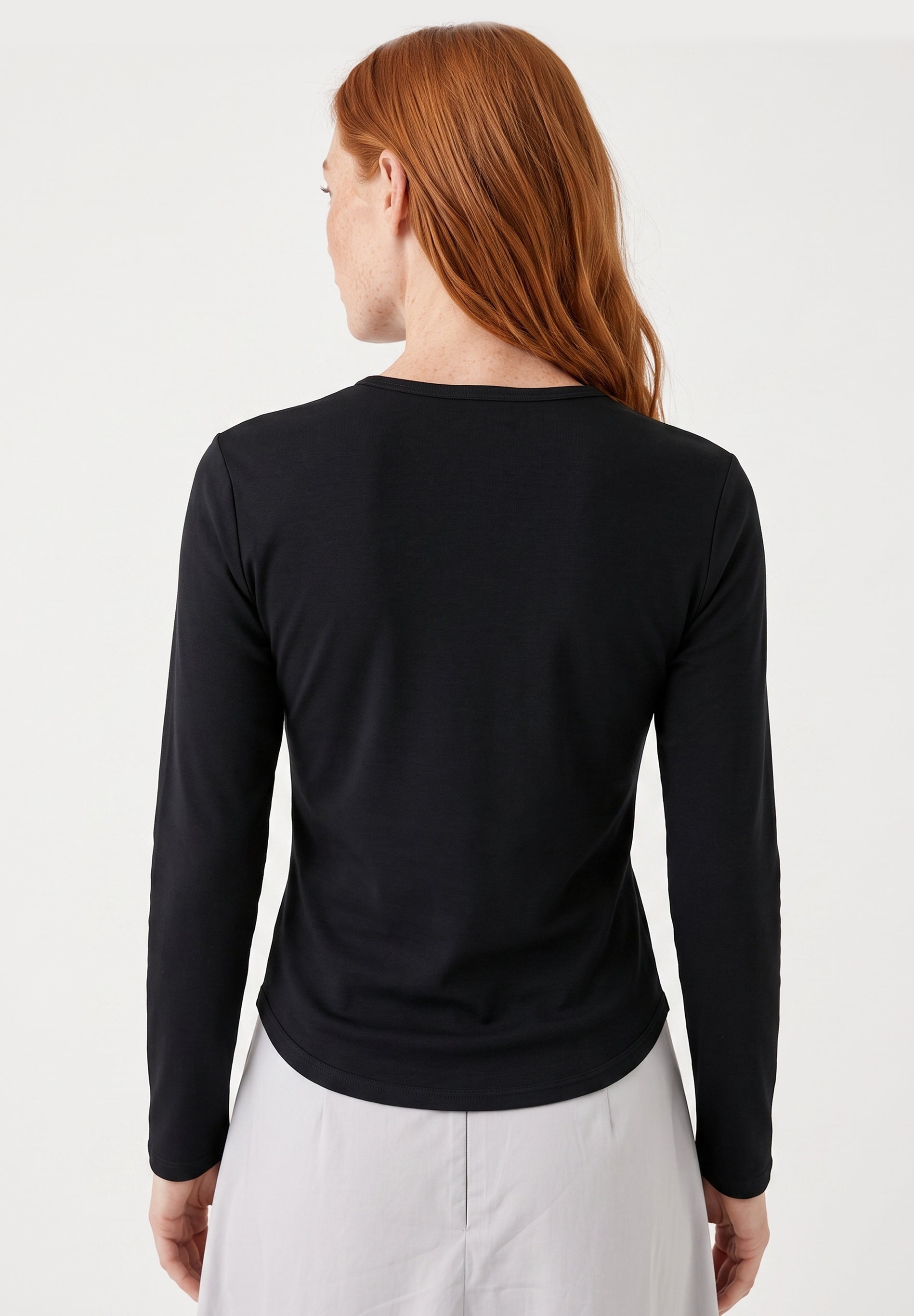 Slim-Fit-Longsleeve aus Bio-Baumwolle