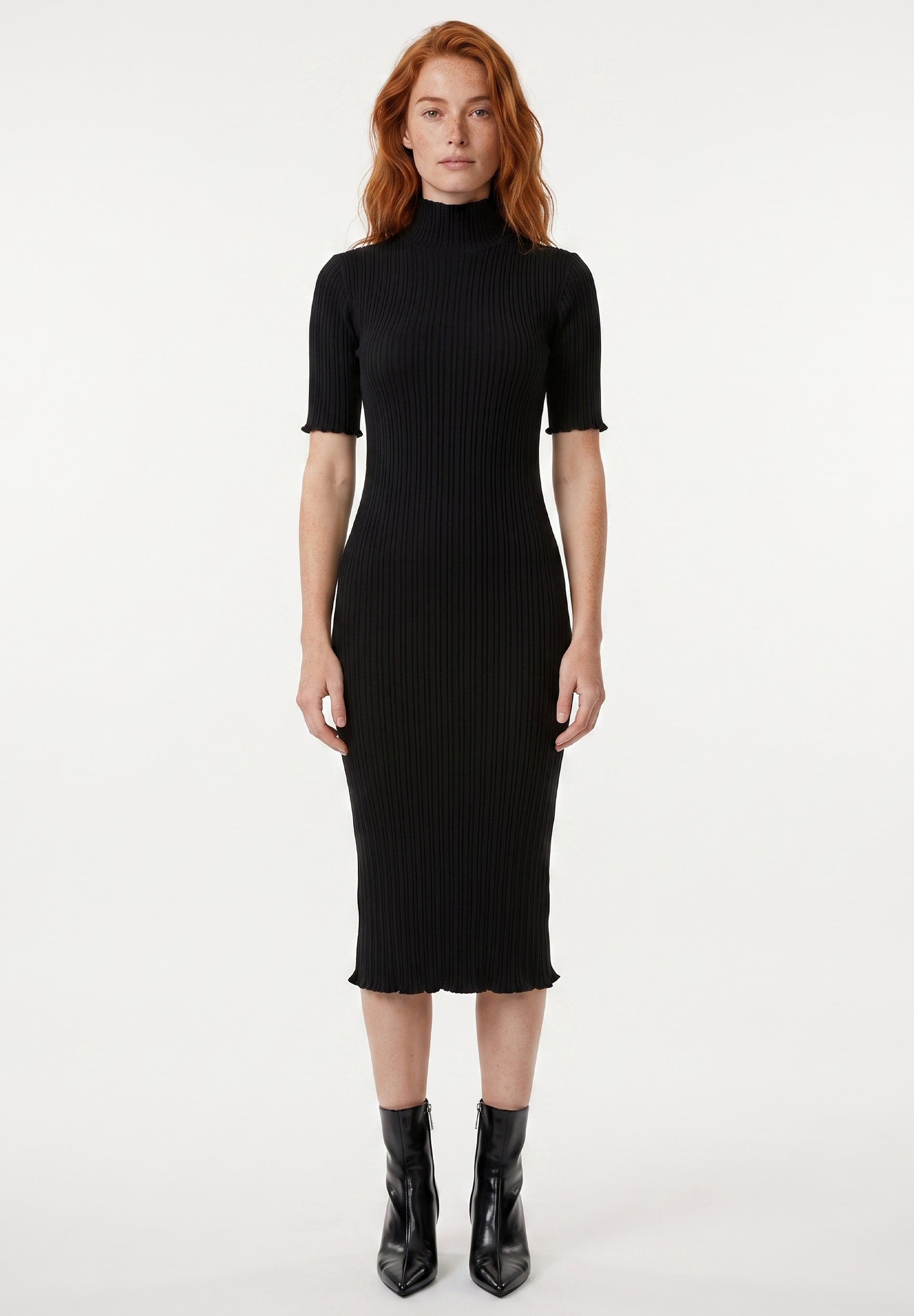 Kleid aus Bio-Baumwolle im Rippstrick