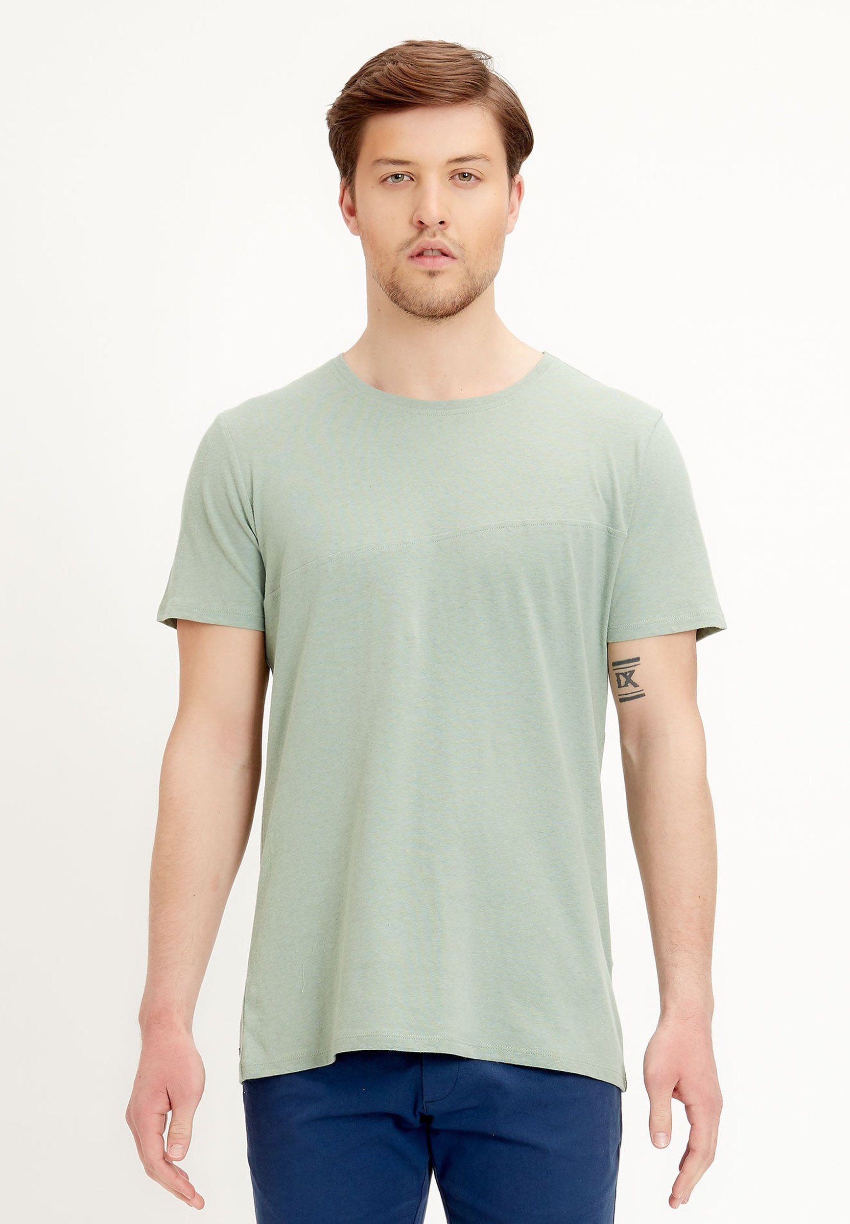 T-Shirt aus Leinen-Bio-Baumwolle-Mix mit asymmetrischem Schnitt