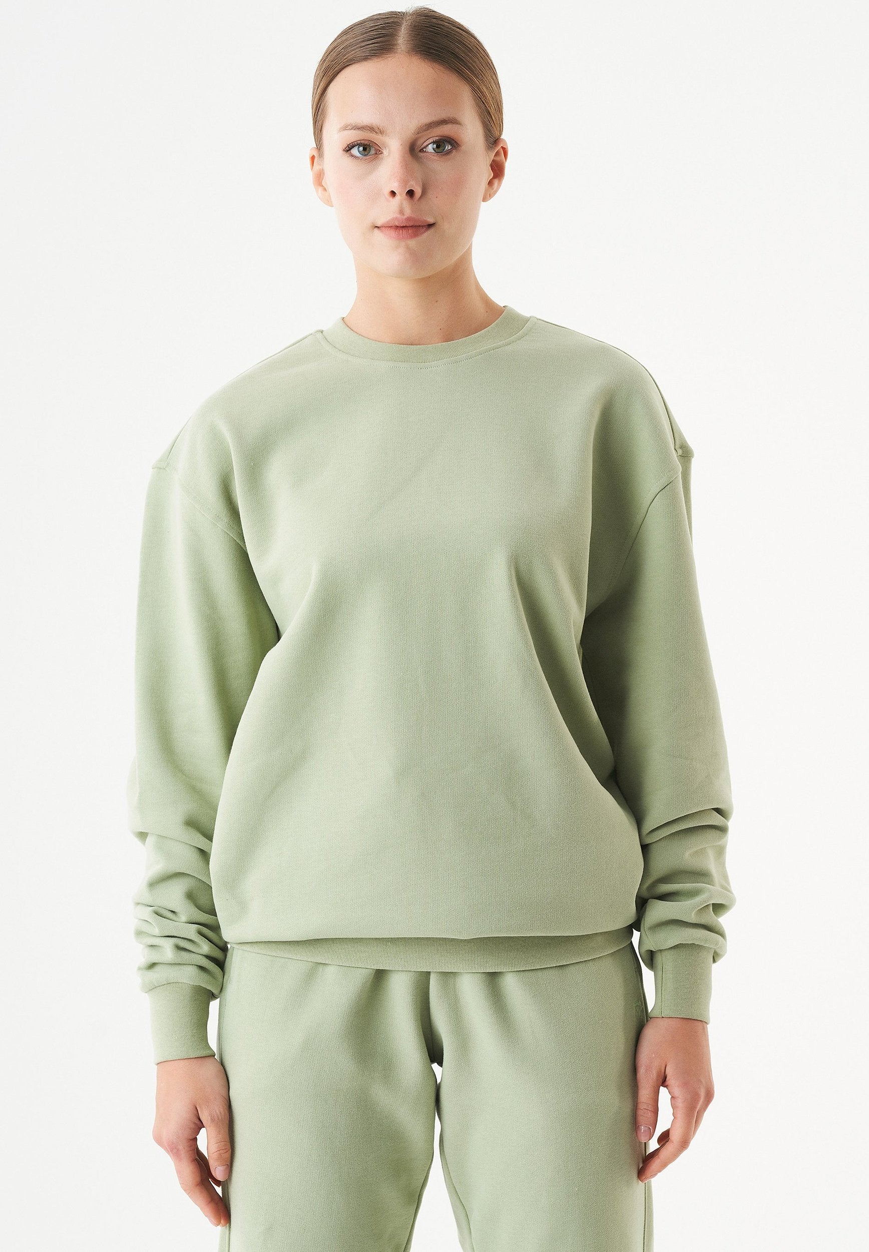 ESSENTIALS-BELLO- Unisex Soft Touch Sweatshirt aus Bio-Baumwolle