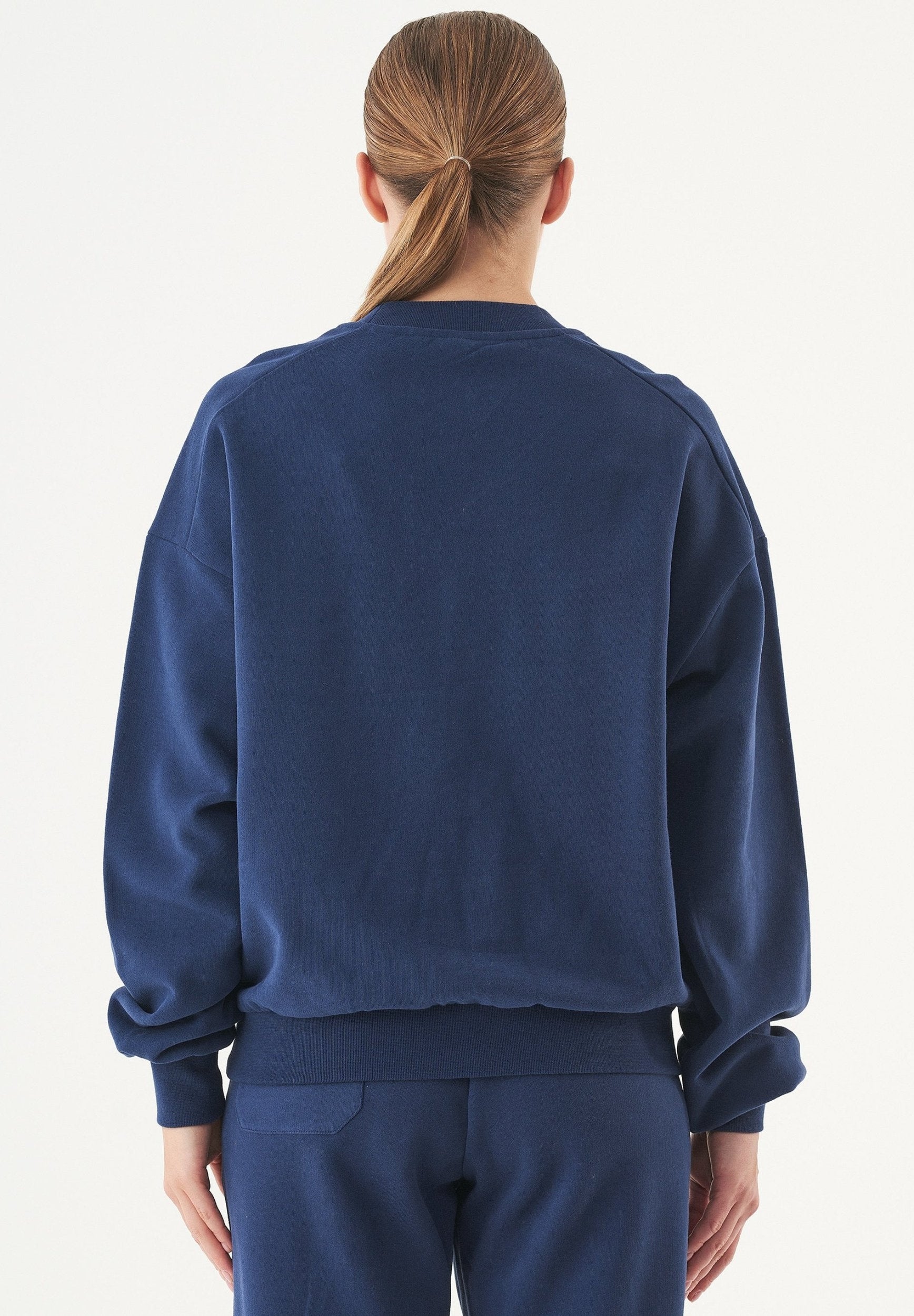 ESSENTIALS-BUKET- Soft Touch Sweatshirt aus Bio-Baumwolle