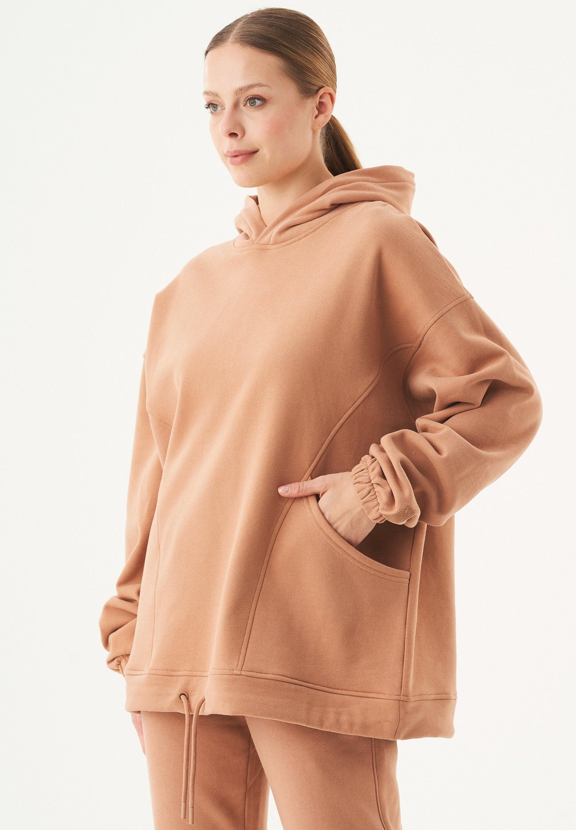 HANDE Soft Touch Oversize Hoodie aus Bio-Baumwolle