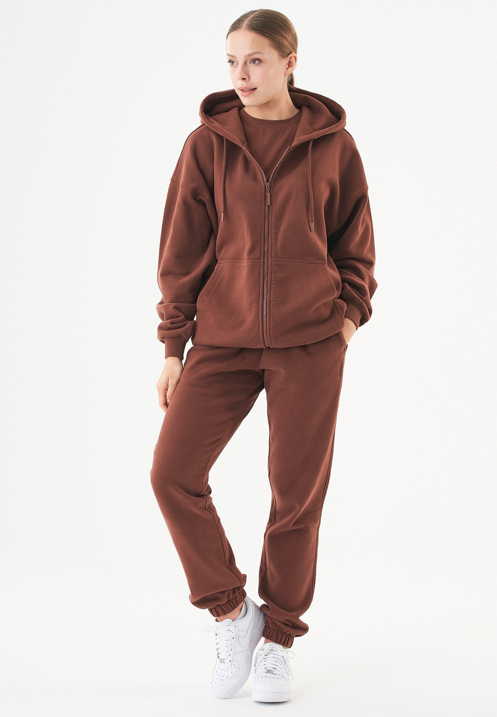 JALE Soft Touch Sweatjacke aus Bio-Baumwolle