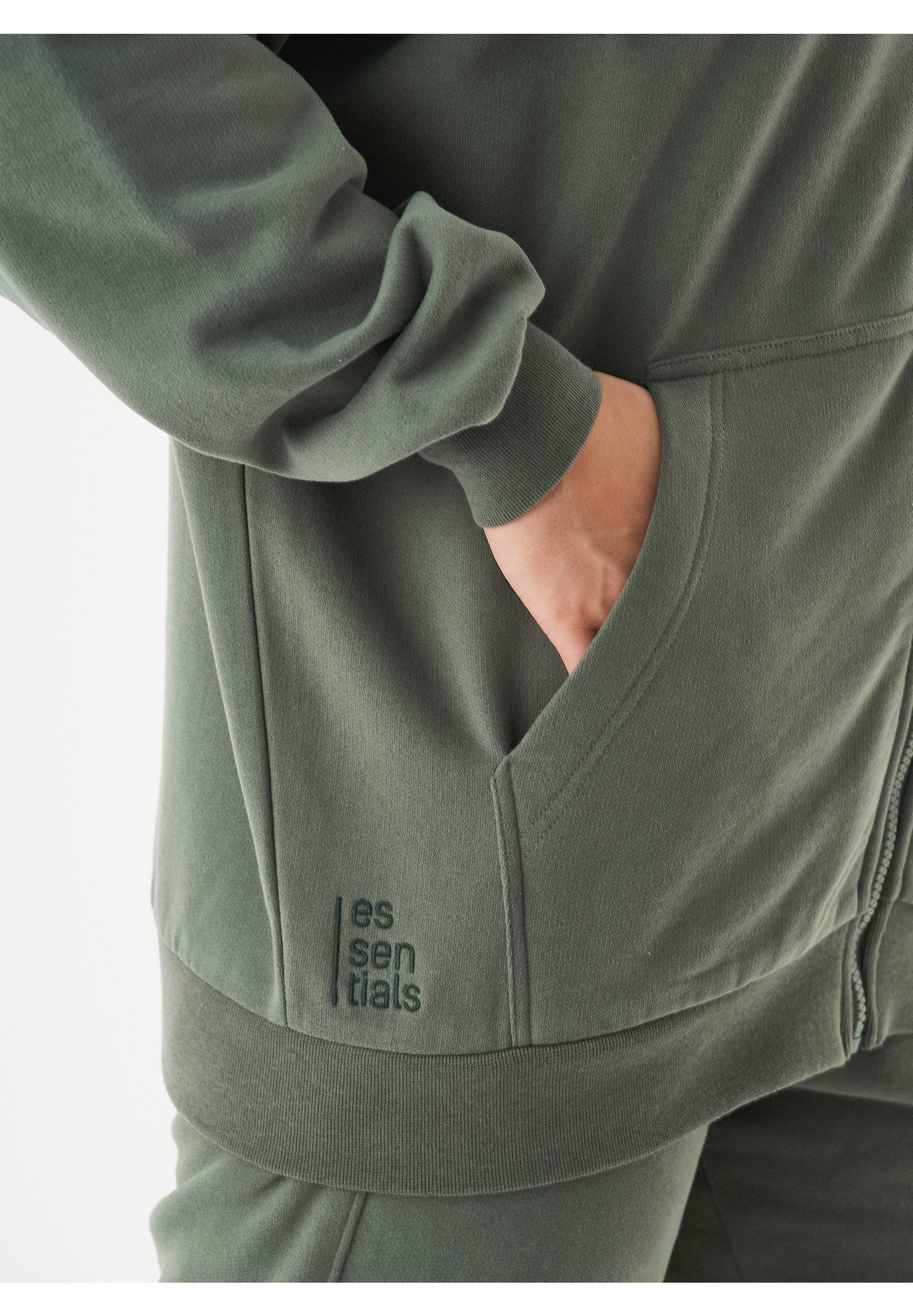 JALE Soft Touch Sweatjacke aus Bio-Baumwolle