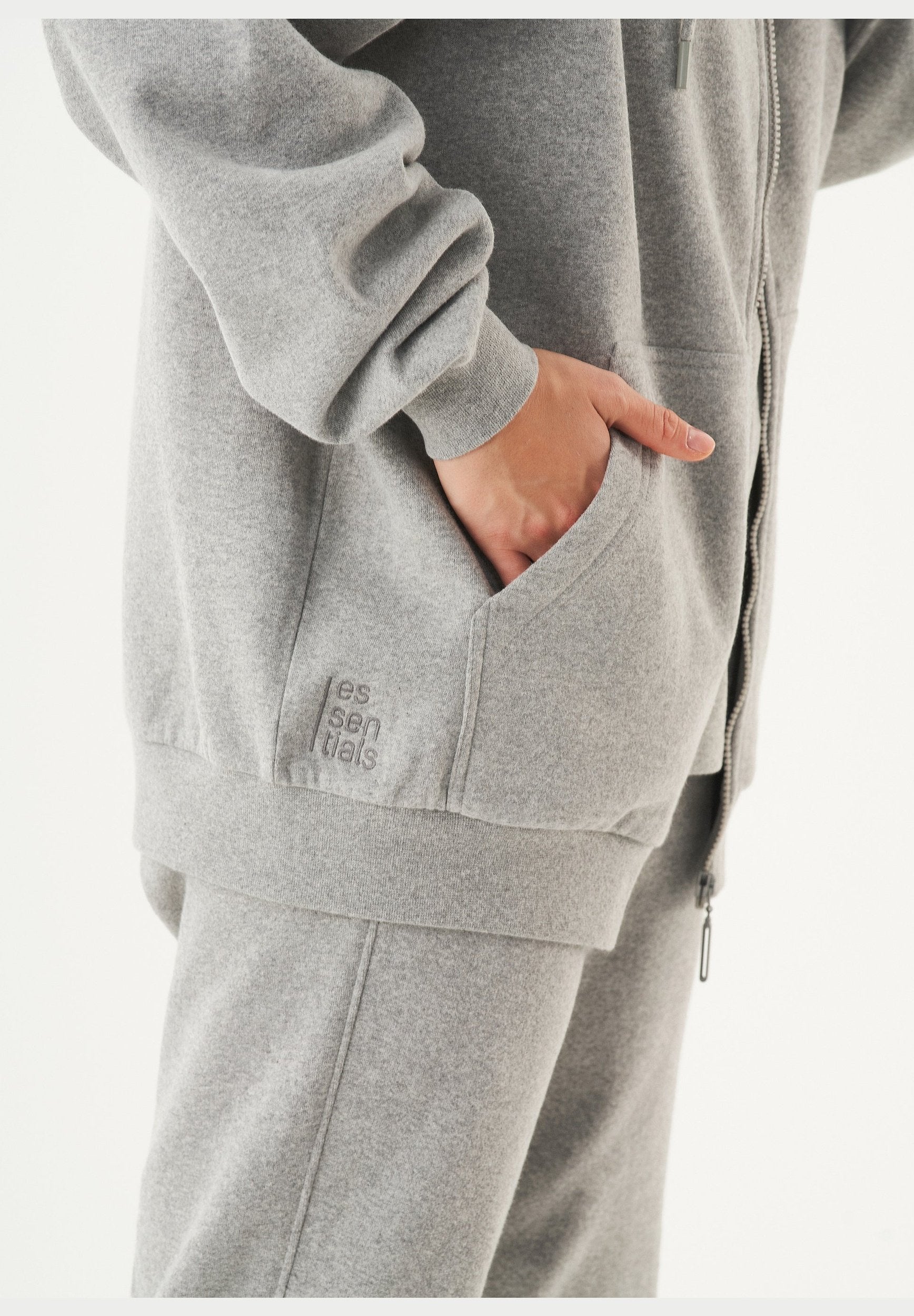 JALE Soft Touch Sweatjacke aus Bio-Baumwolle