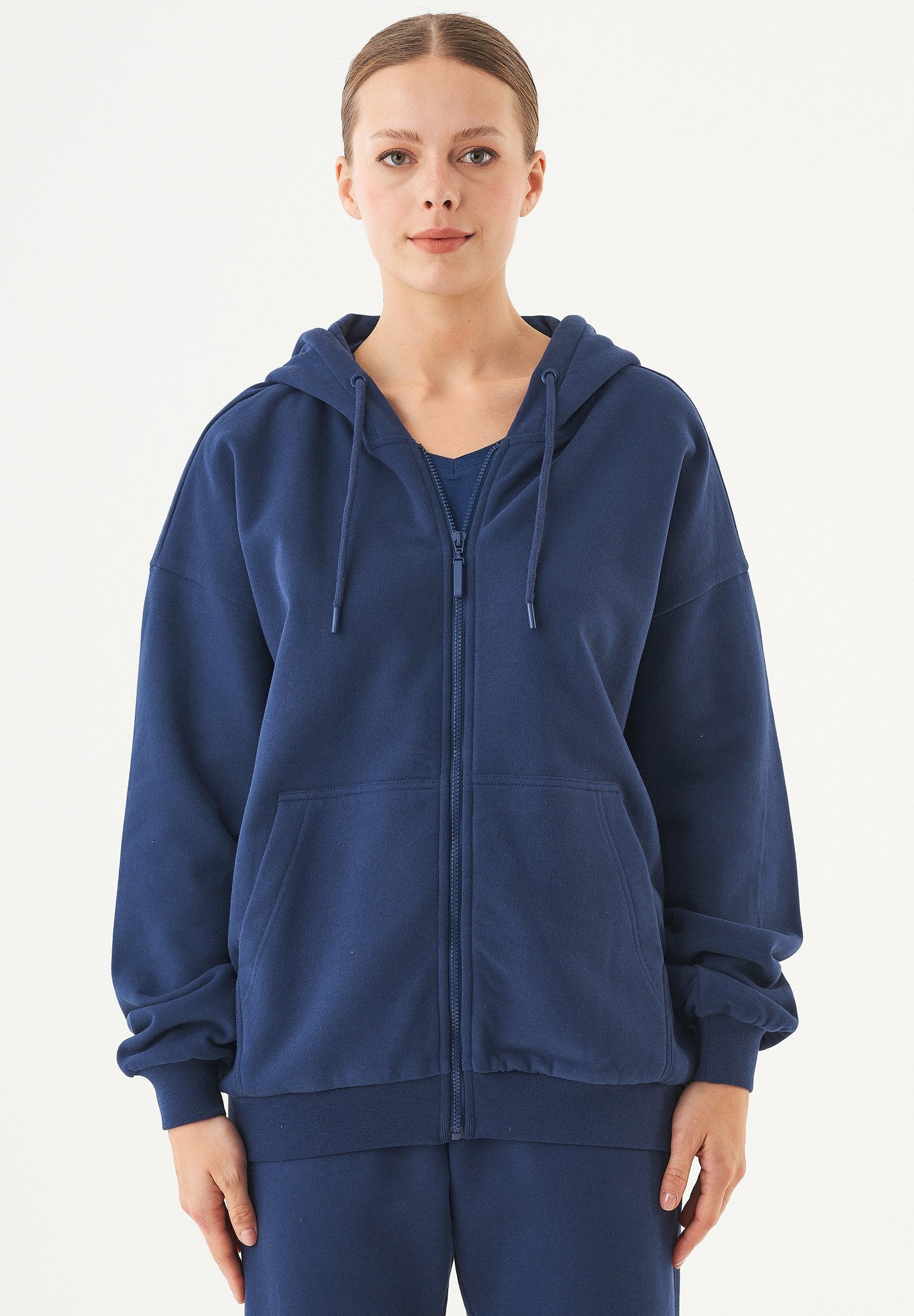 JALE Soft Touch Sweatjacke aus Bio-Baumwolle