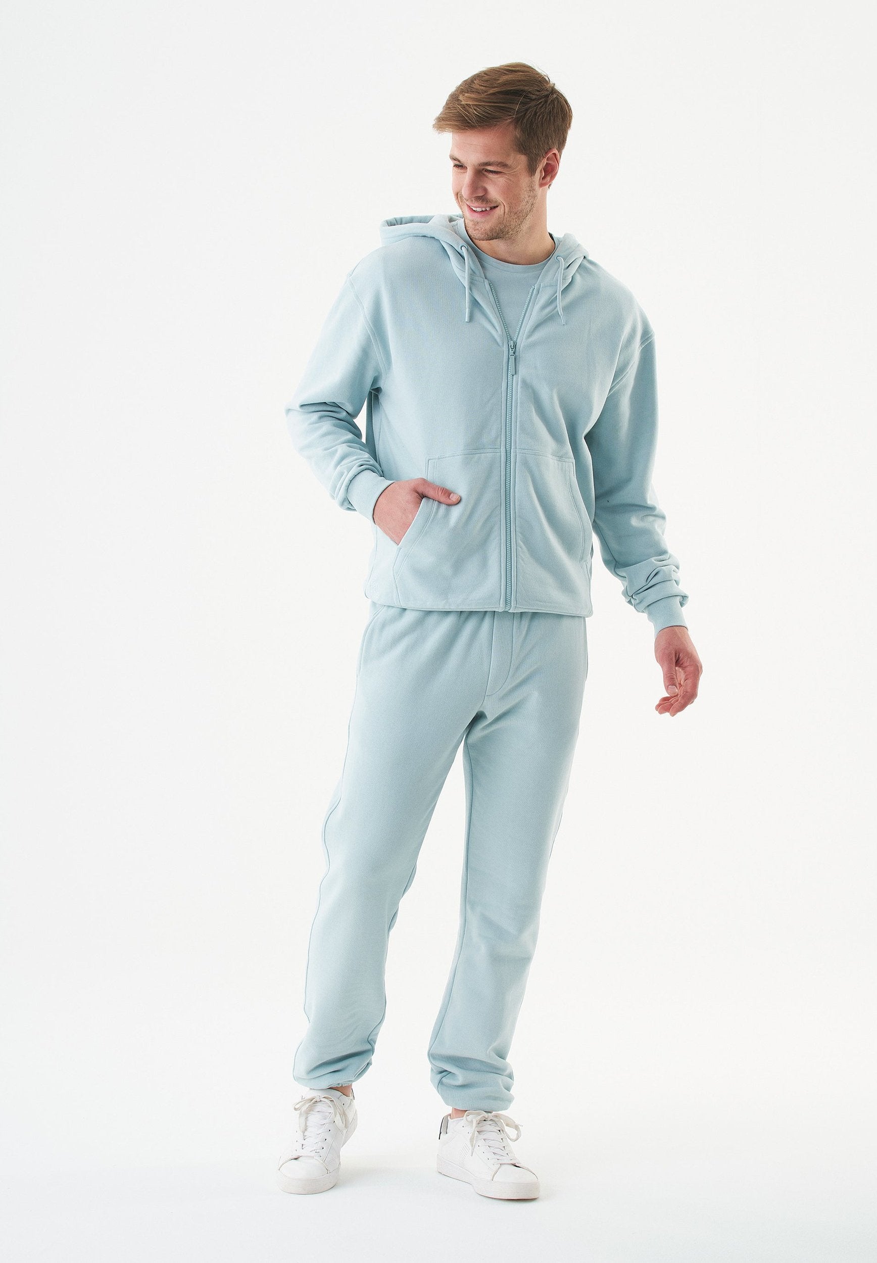 JUNDA Unisex Soft Touch Sweatjacke aus Bio-Baumwolle