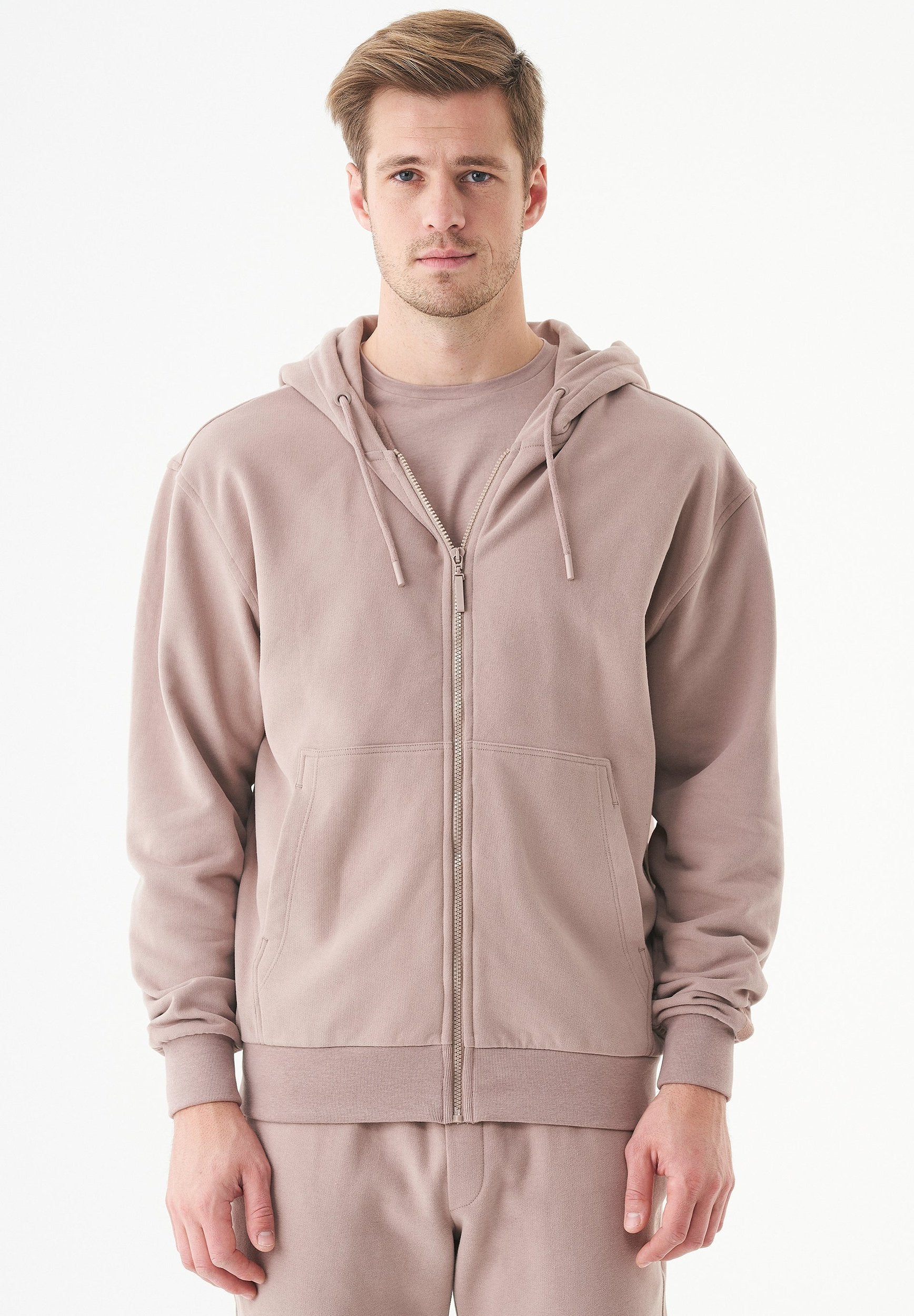 ESSENTIALS-JUNDA- Unisex Soft Touch Sweatjacke aus Bio-Baumwolle