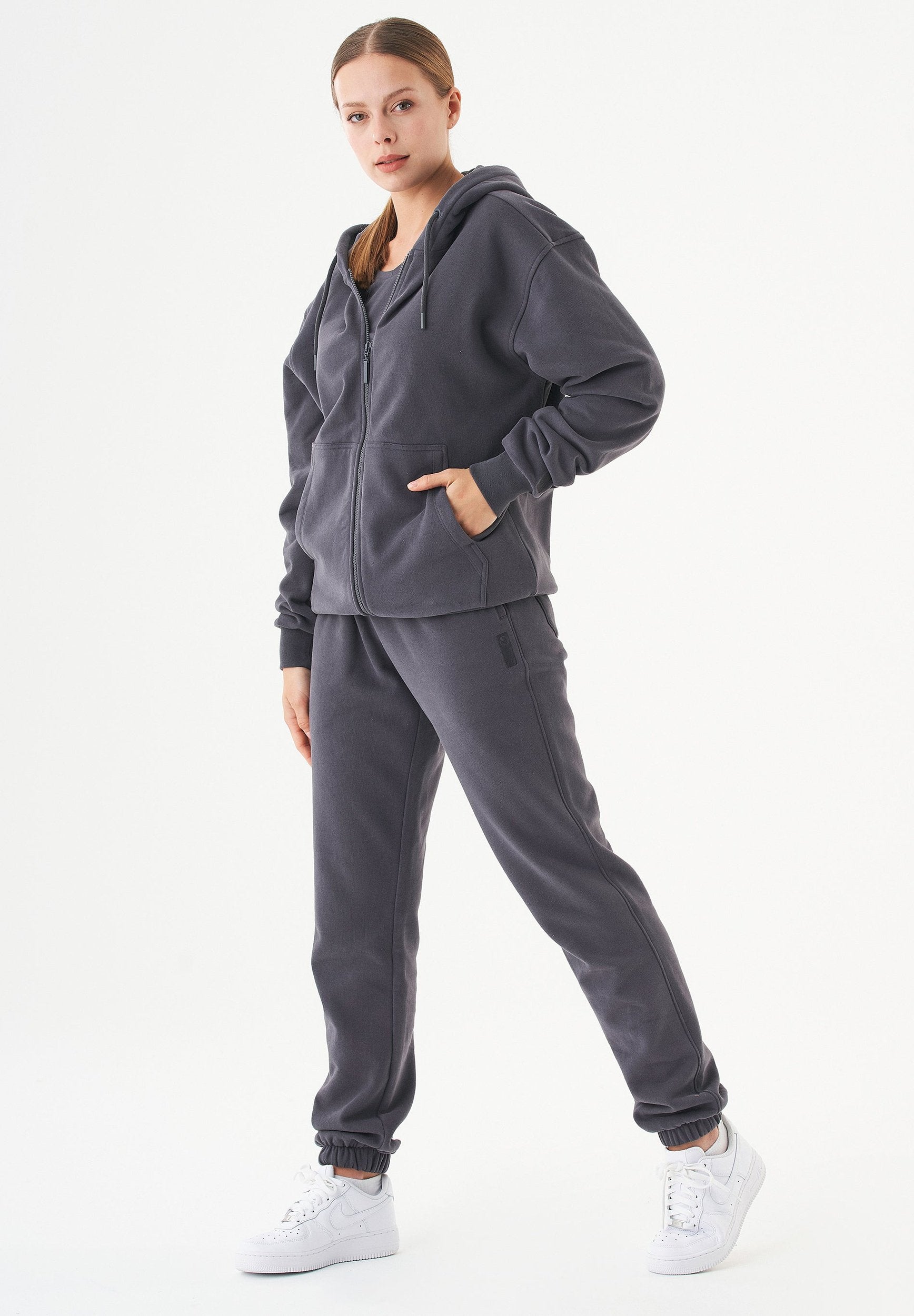 JUNDA Unisex Soft Touch Sweatjacke aus Bio-Baumwolle