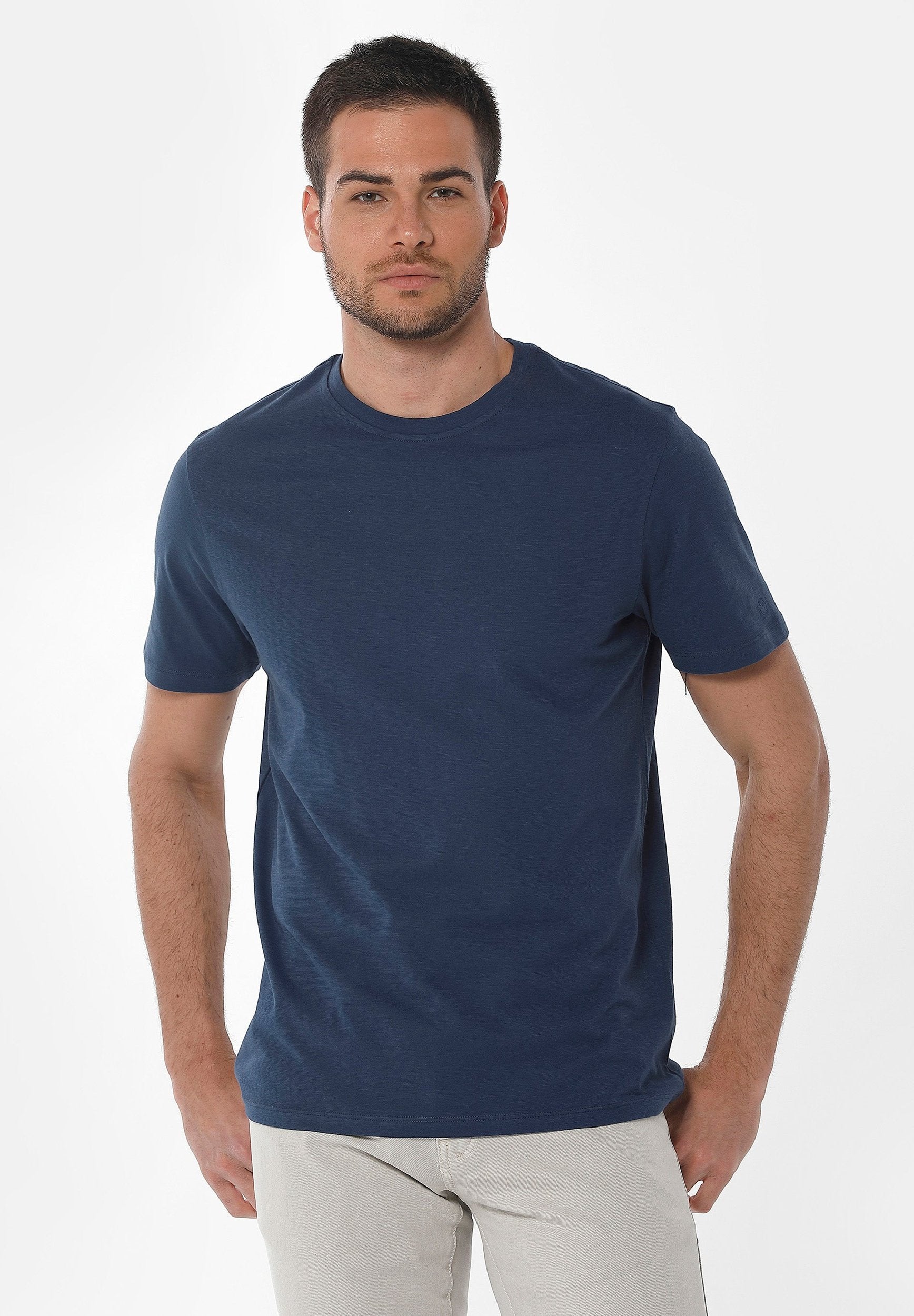 Basic T-Shirt aus Bio-Baumwolle