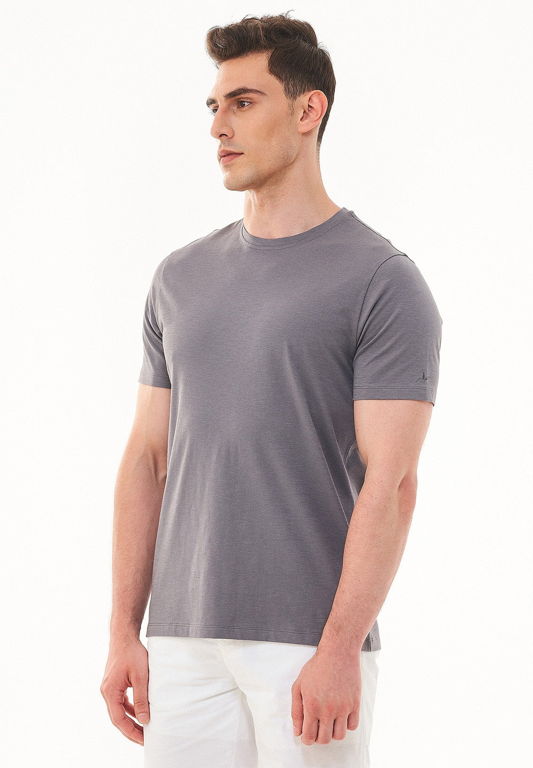Basic T-Shirt aus Bio-Baumwolle