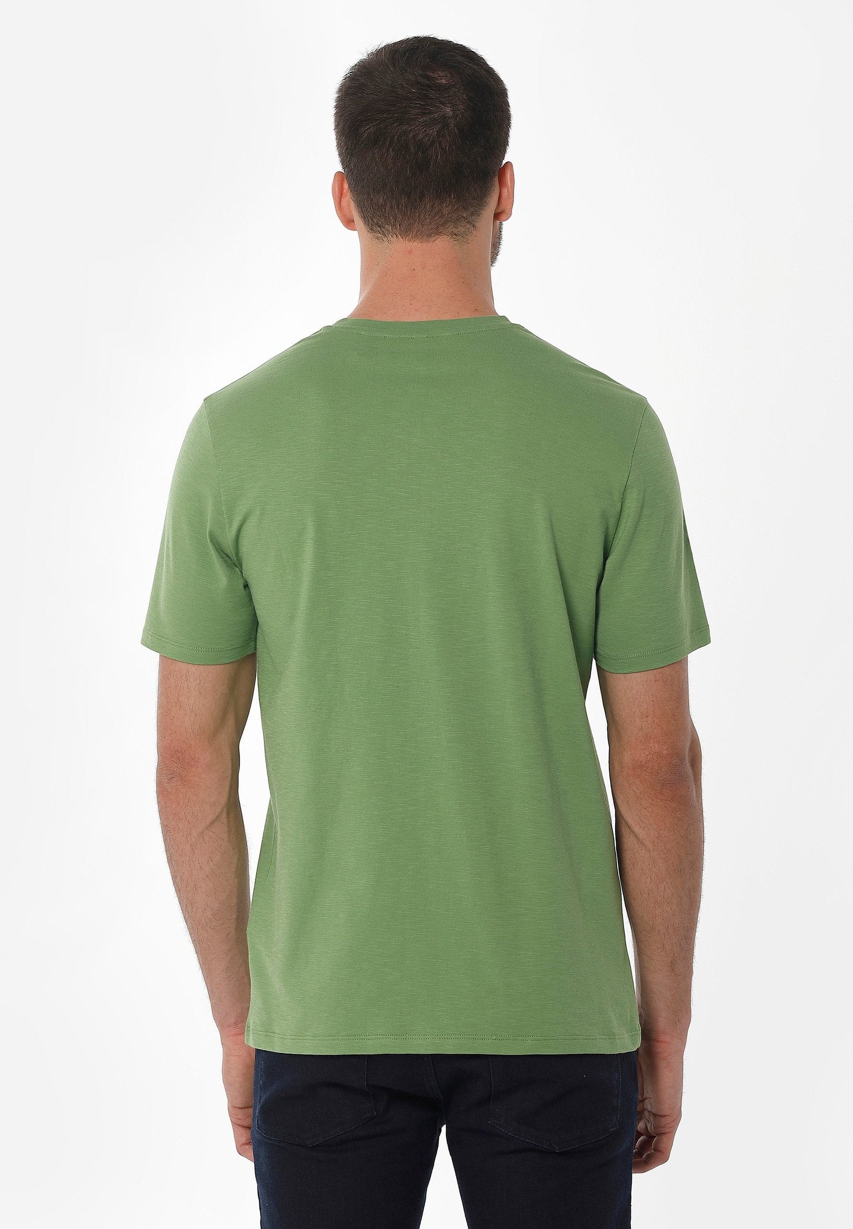 Basic T-Shirt aus Bio-Baumwolle mit V-Ausschnitt