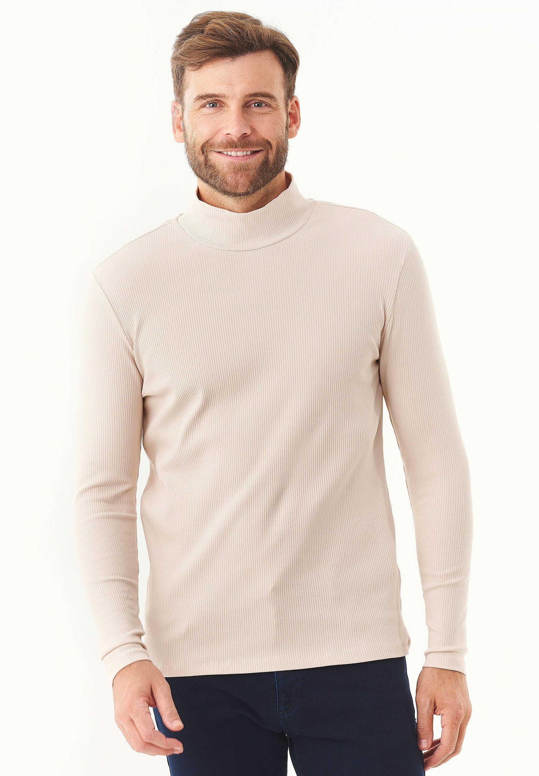 Geripptes Langarmshirt aus Bio-Baumwolle mit Rollkragen