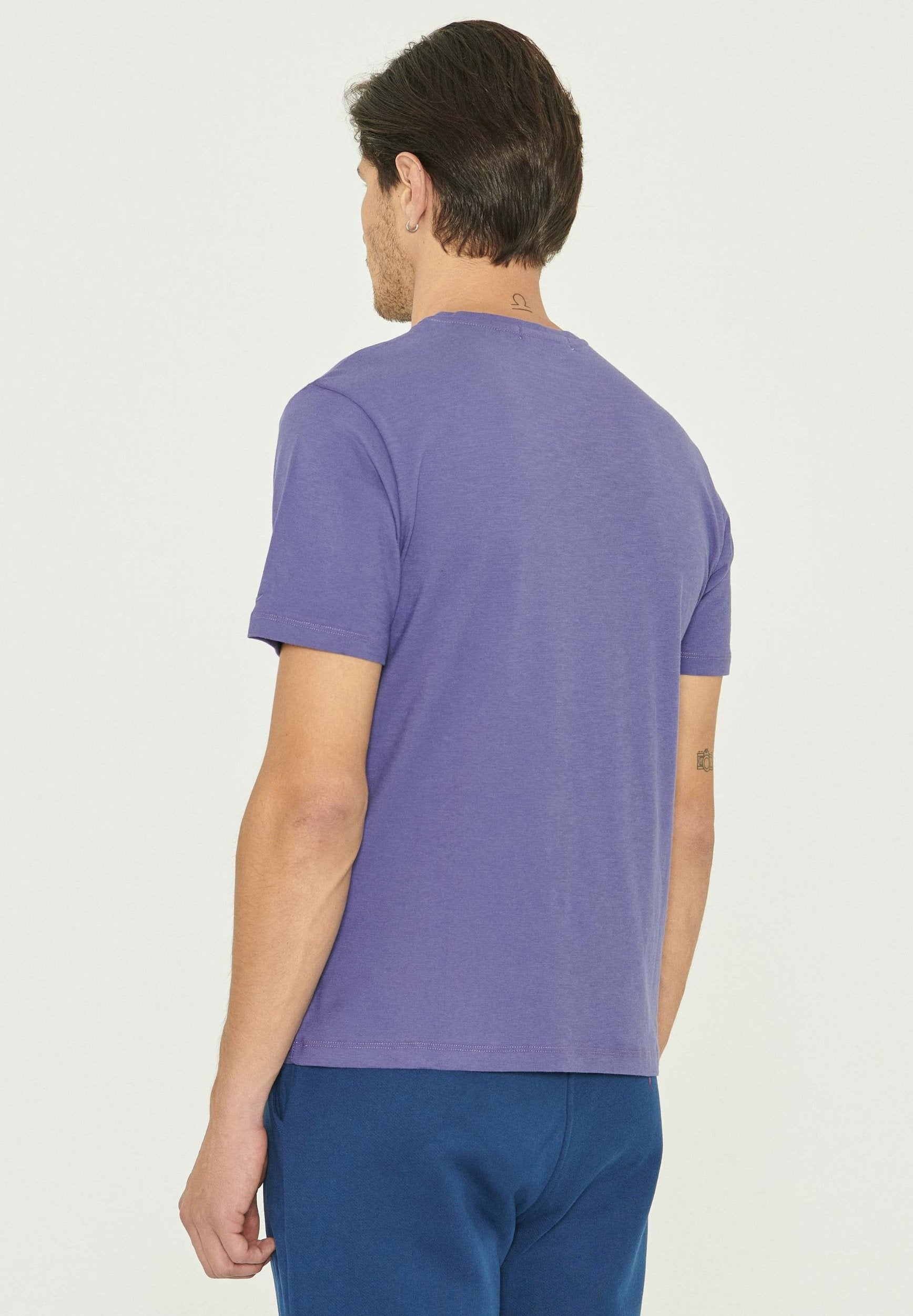 Basic T-Shirt aus Bio-Baumwolle
