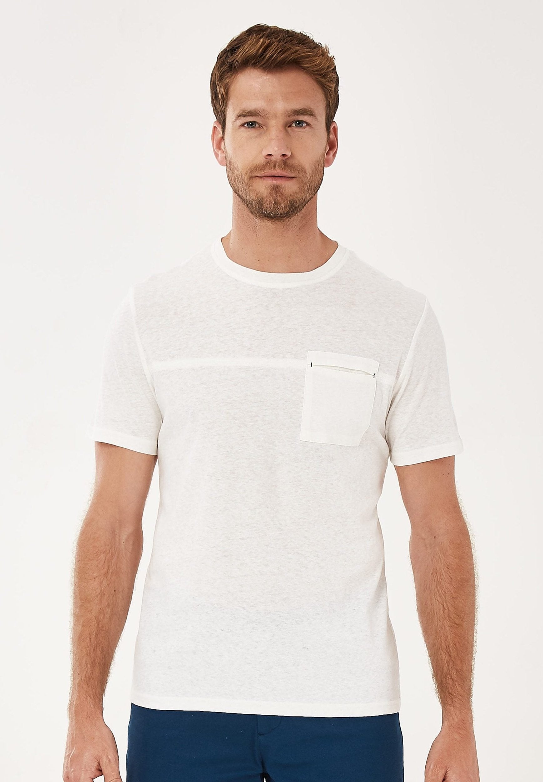 T-Shirt aus Bio-Baumwolle-Leinen-Mix mit Brusttasche | Nachhaltige Herrenmode