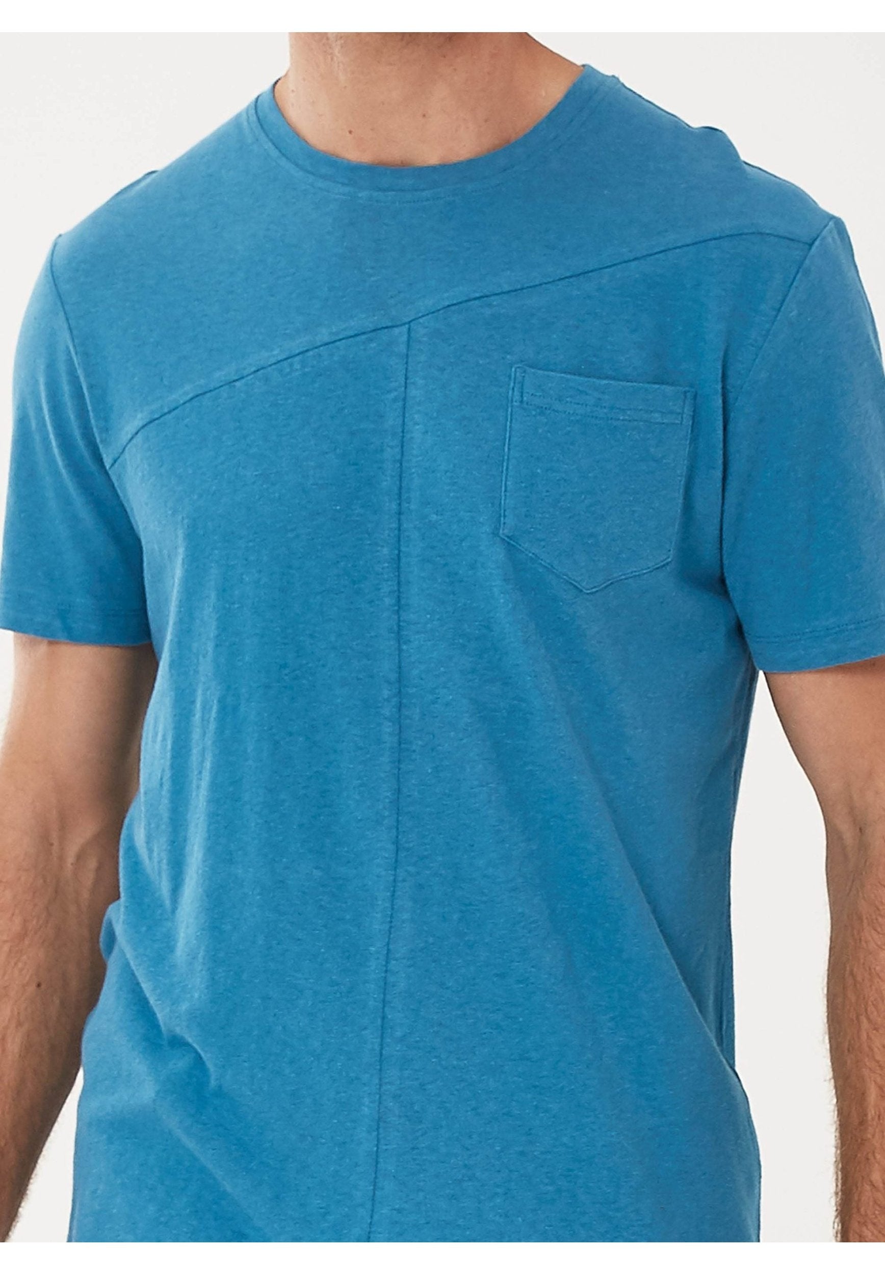 T-Shirt aus Bio-Baumwolle-Leinen-Mix mit Brusttasche