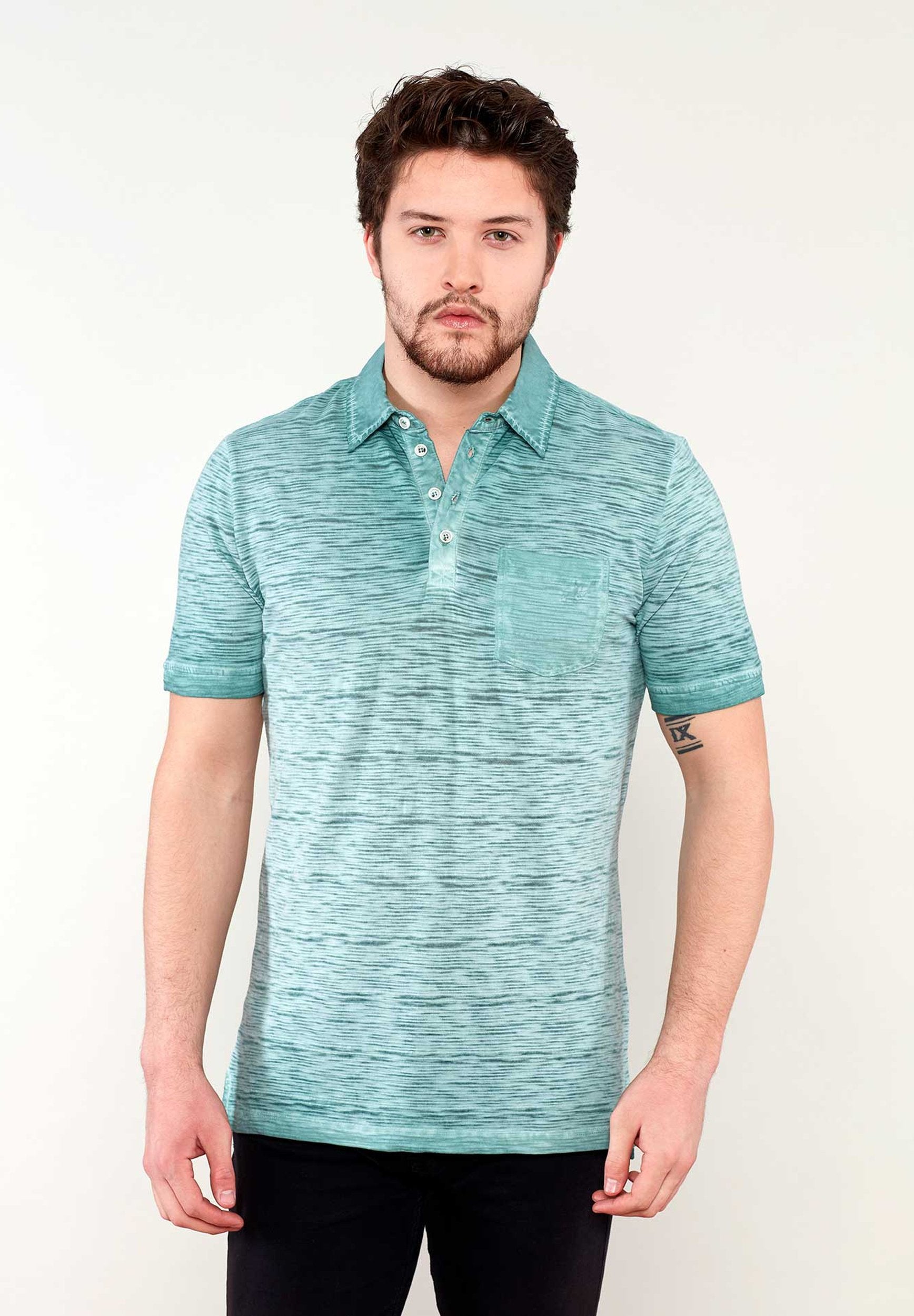 Garment Dyed Poloshirt aus Bio-Baumwolle mit Brusttasche