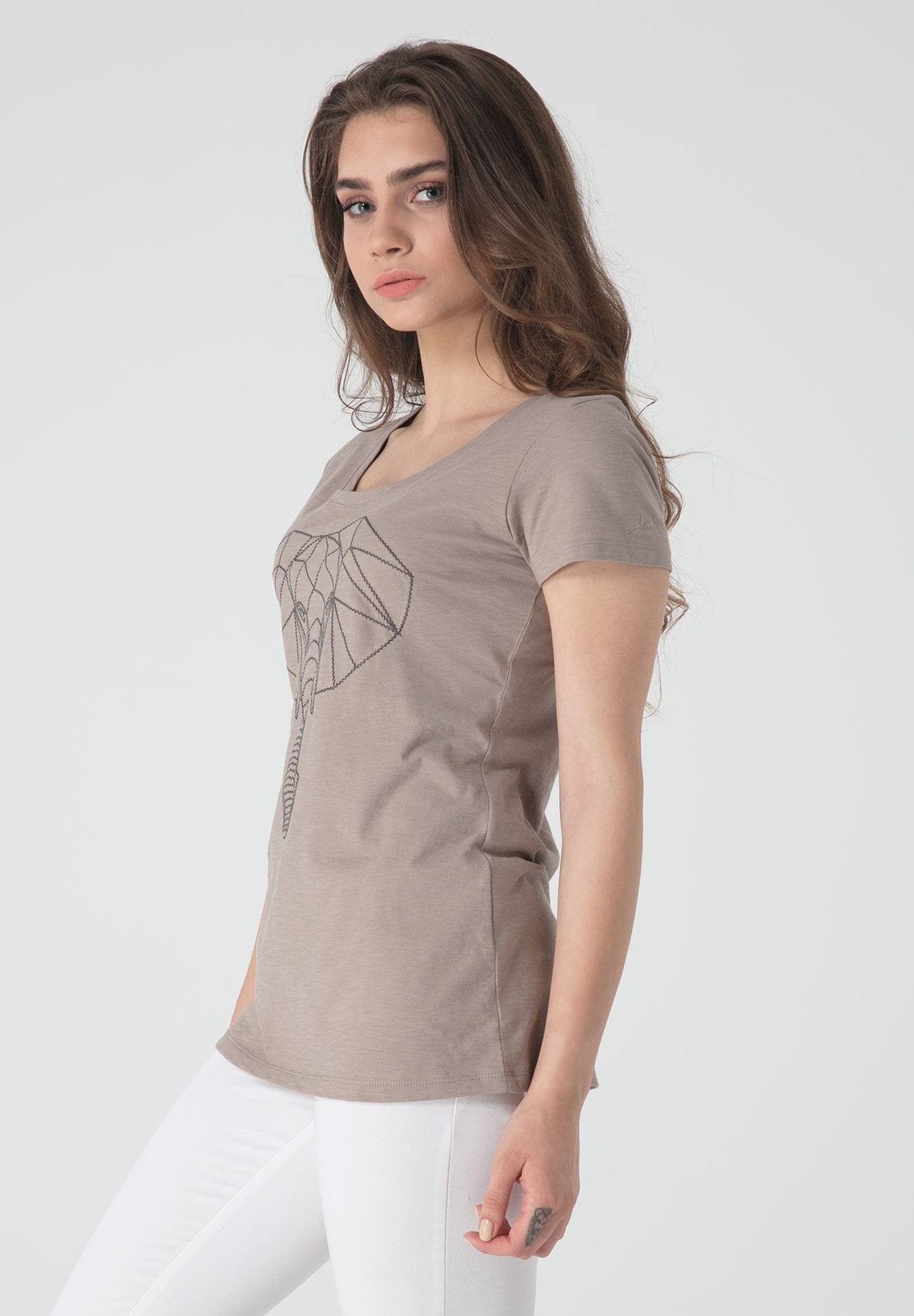 T-Shirt aus Bio-Baumwolle mit Elefanten Stickerei
