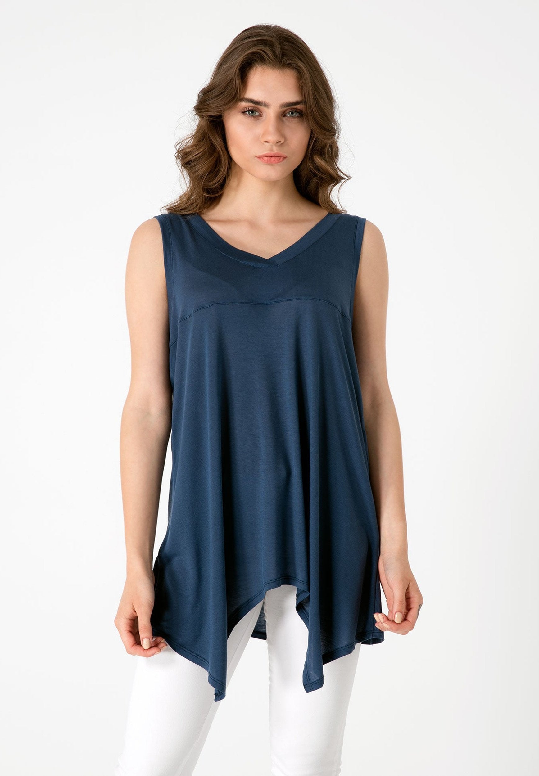 Asymmetrischer Tank-Top aus TENCEL™ Lyocell