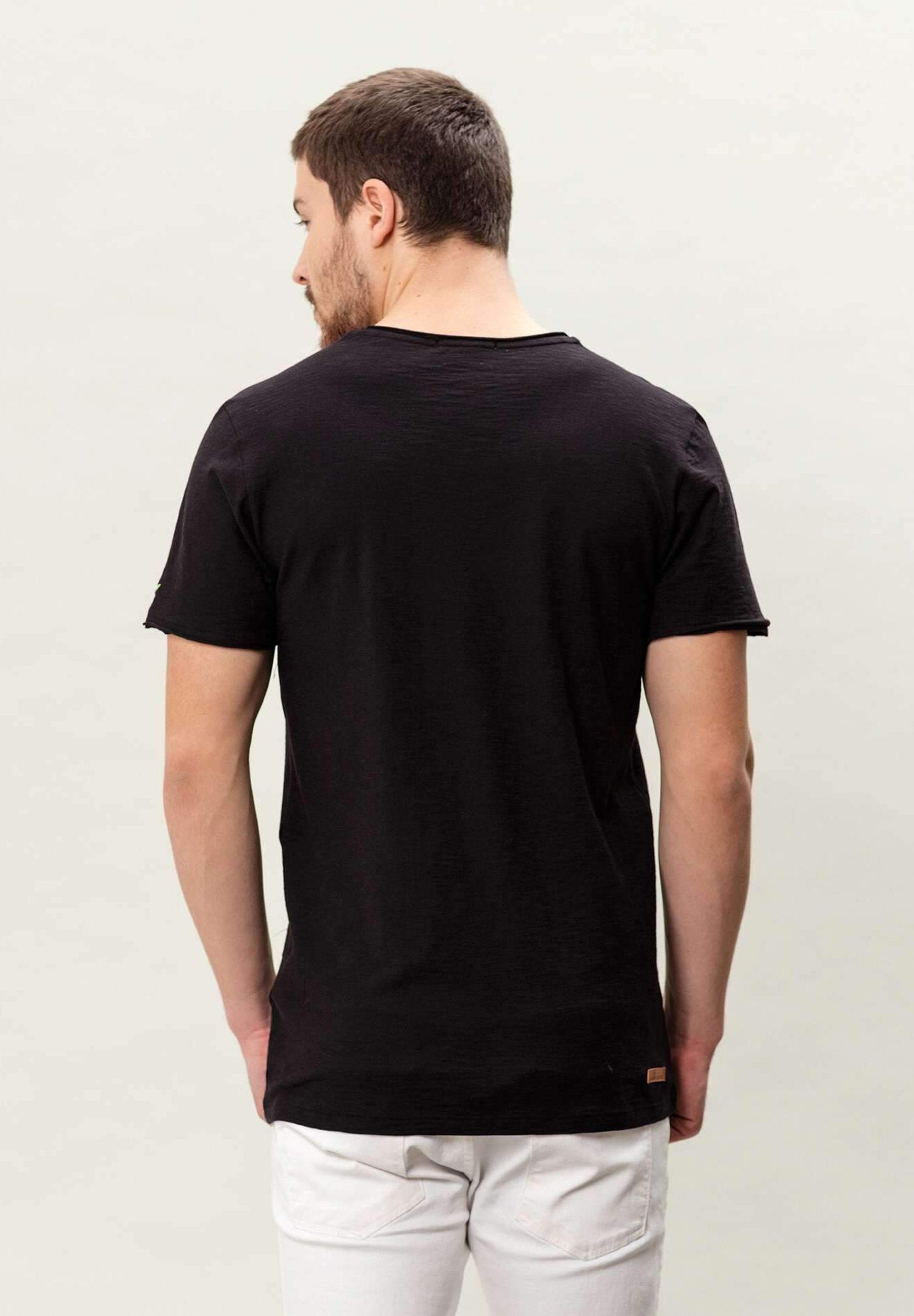 T-Shirt aus Bio-Baumwolle mit Brusttasche