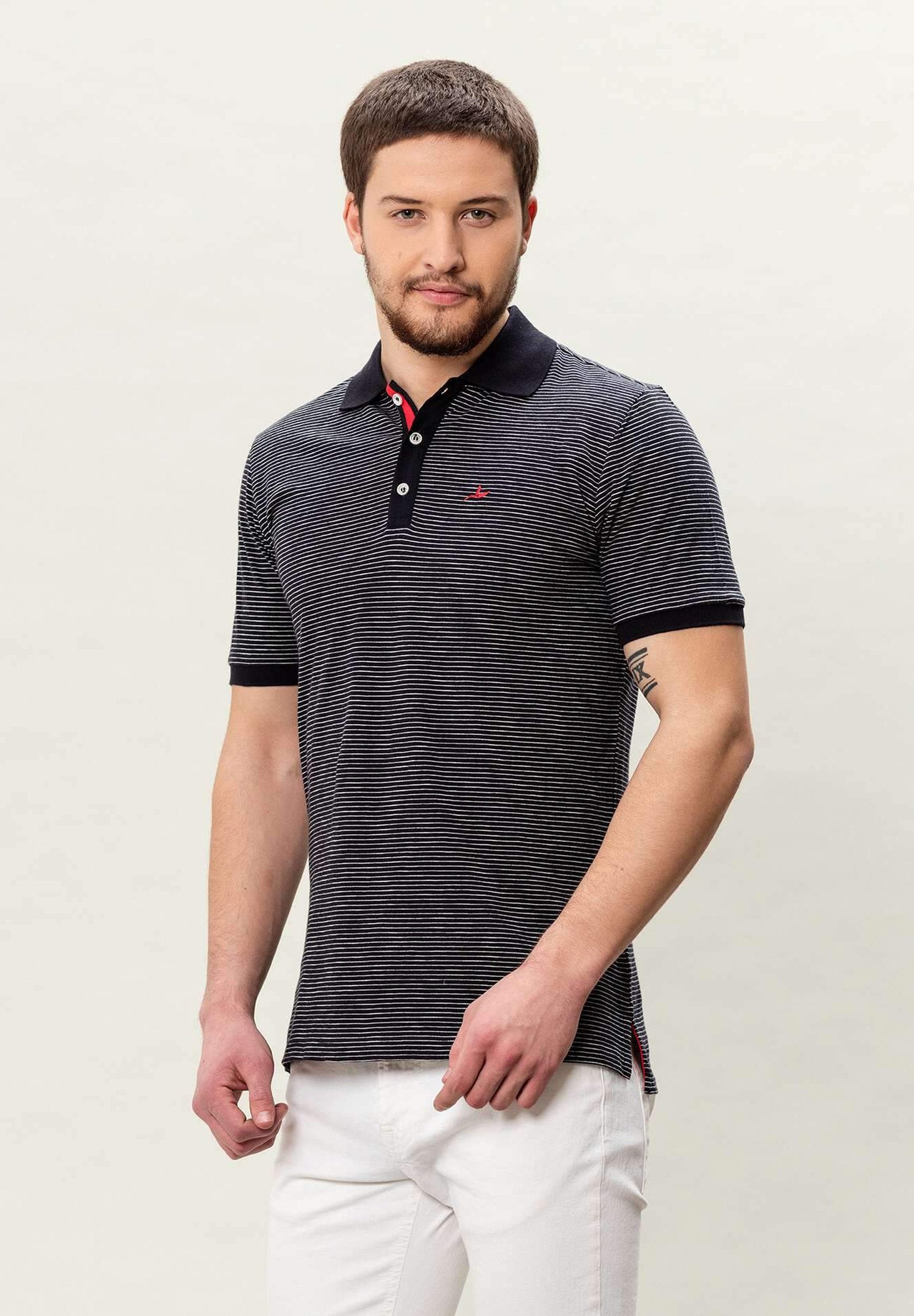 Gestreiftes Poloshirt aus Bio-Baumwolle