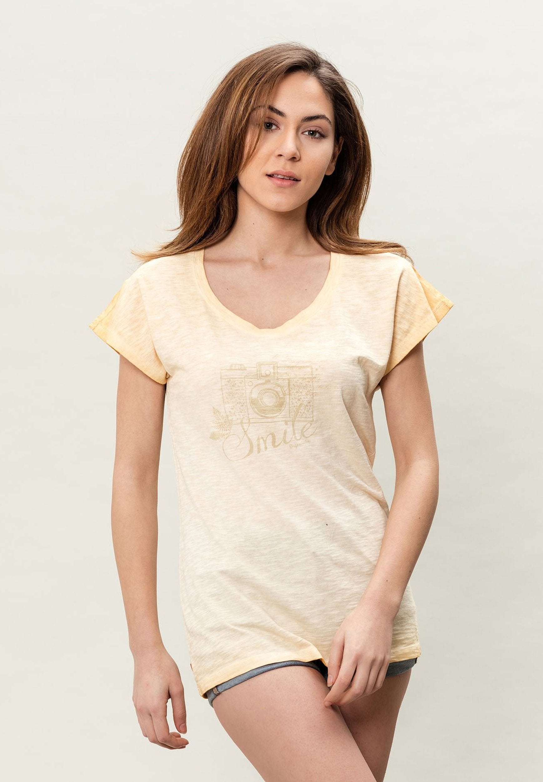 Damen T-Shirt aus Bio-Baumwolle mit Cold Pigment Dye-Effekt