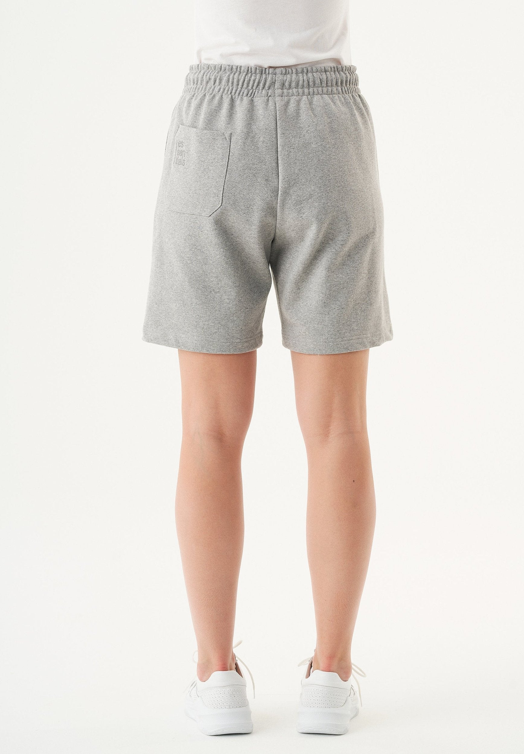 SHEYMA Sweatshorts aus Bio-Baumwolle