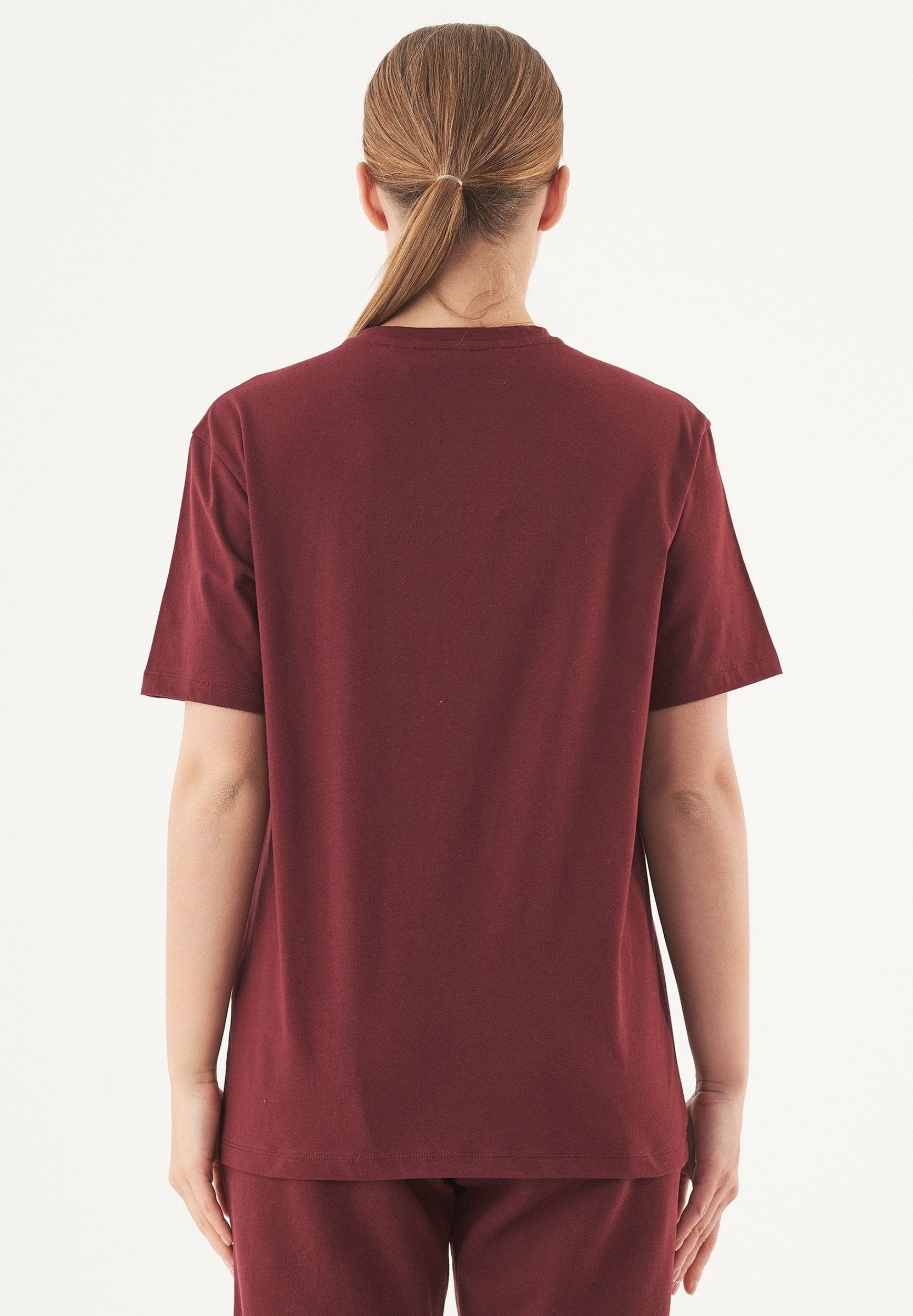 ESSENTIALS-TILLO- Unisex Basic T-Shirt aus Bio-Baumwolle