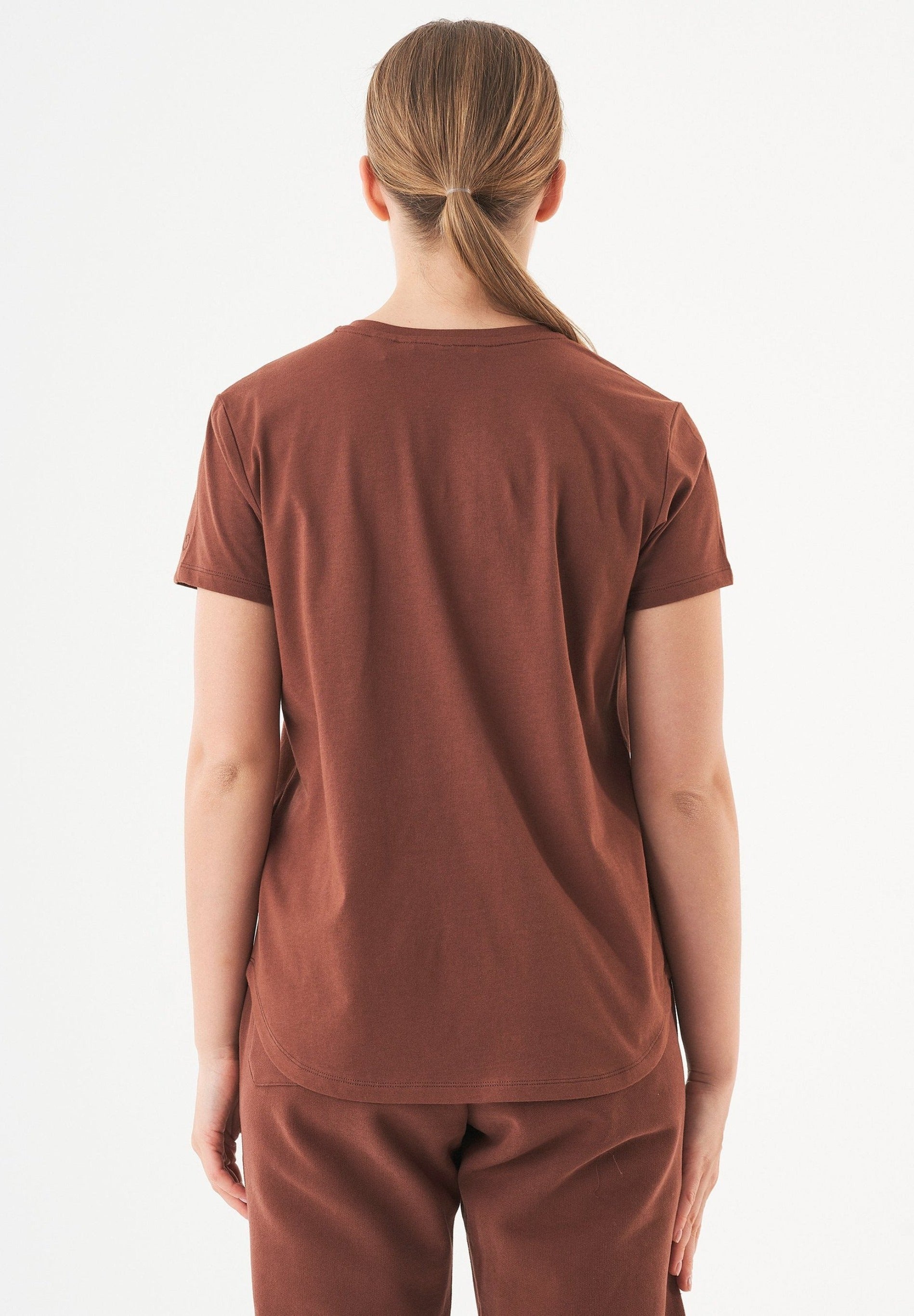 TUBA Basic T-Shirt aus Bio-Baumwolle mit V-Ausschnitt