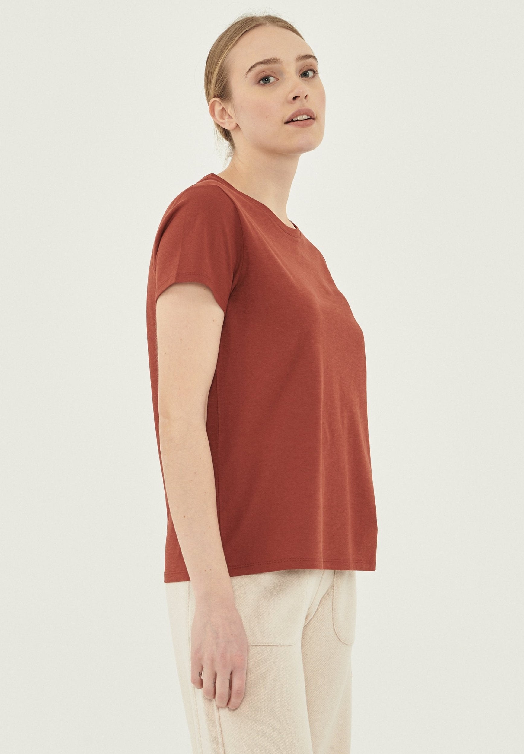Basic T-Shirt aus Bio-Baumwolle