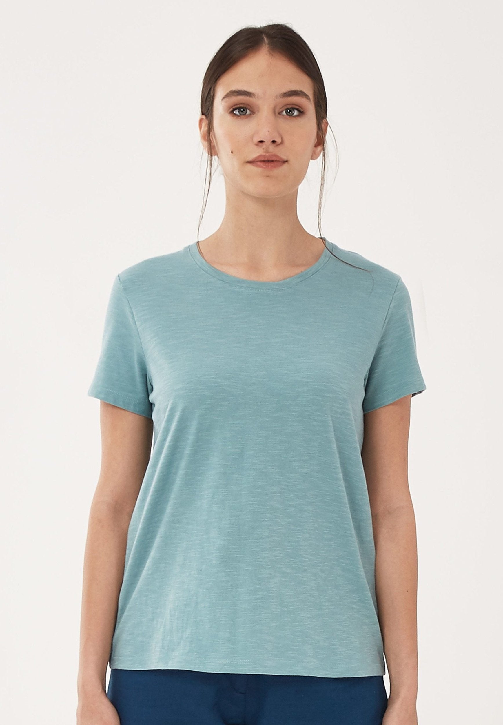 Basic T-Shirt aus Bio-Baumwolle | Nachhaltige Mode Damen