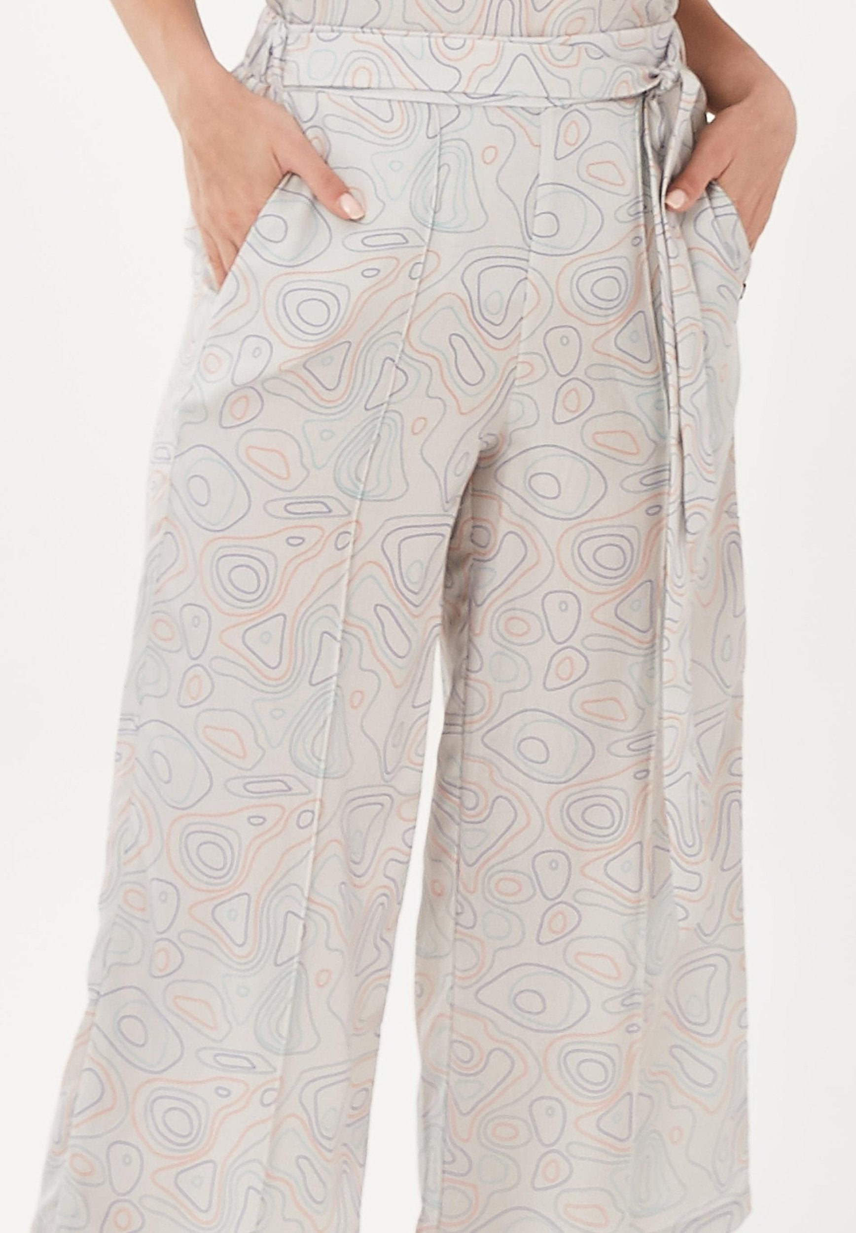 7/8-Hose aus TENCEL™ Lyocell mit Allover-Print