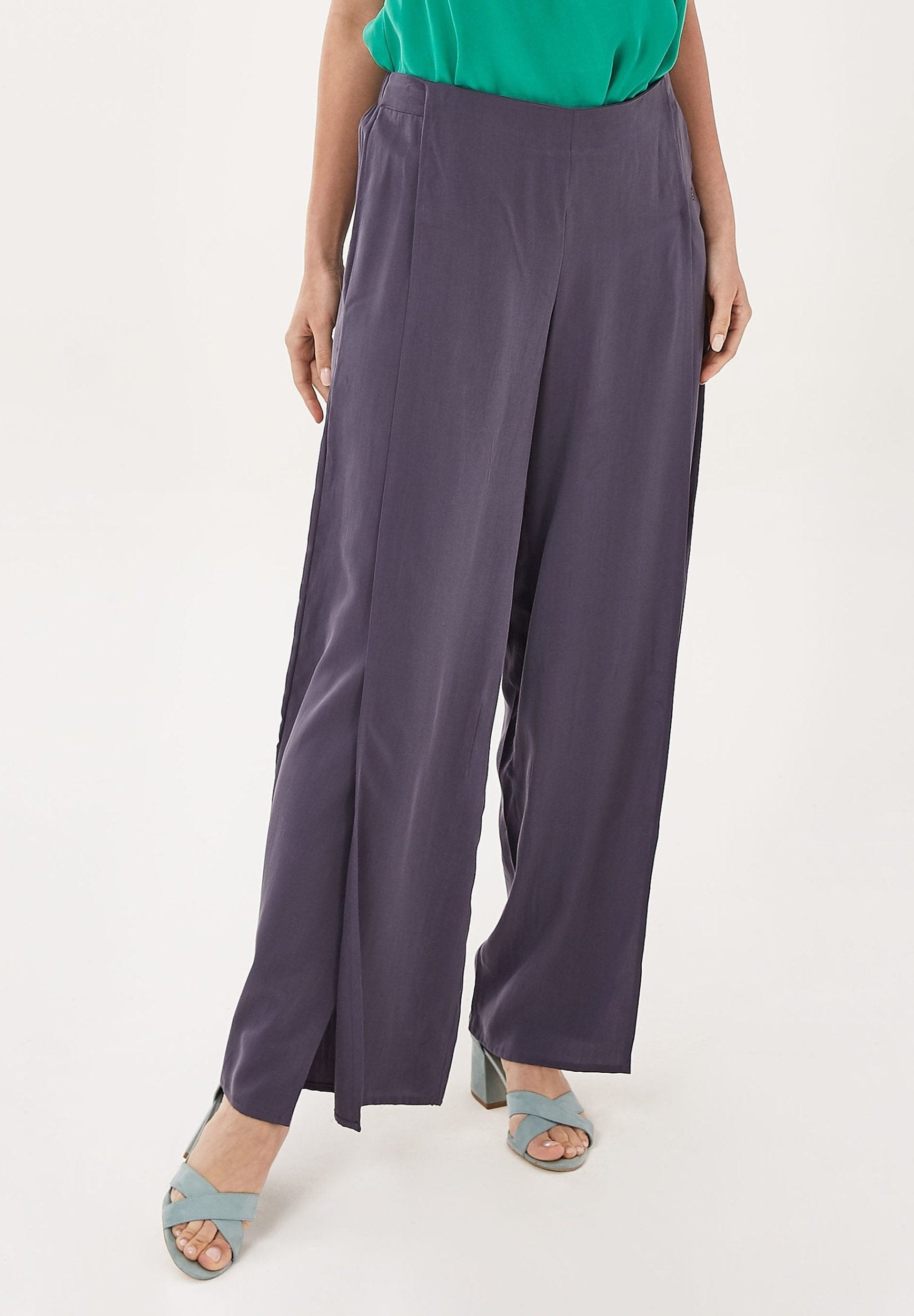Hose aus TENCEL™ Lyocell mit Schlitz | Eco Damenmode