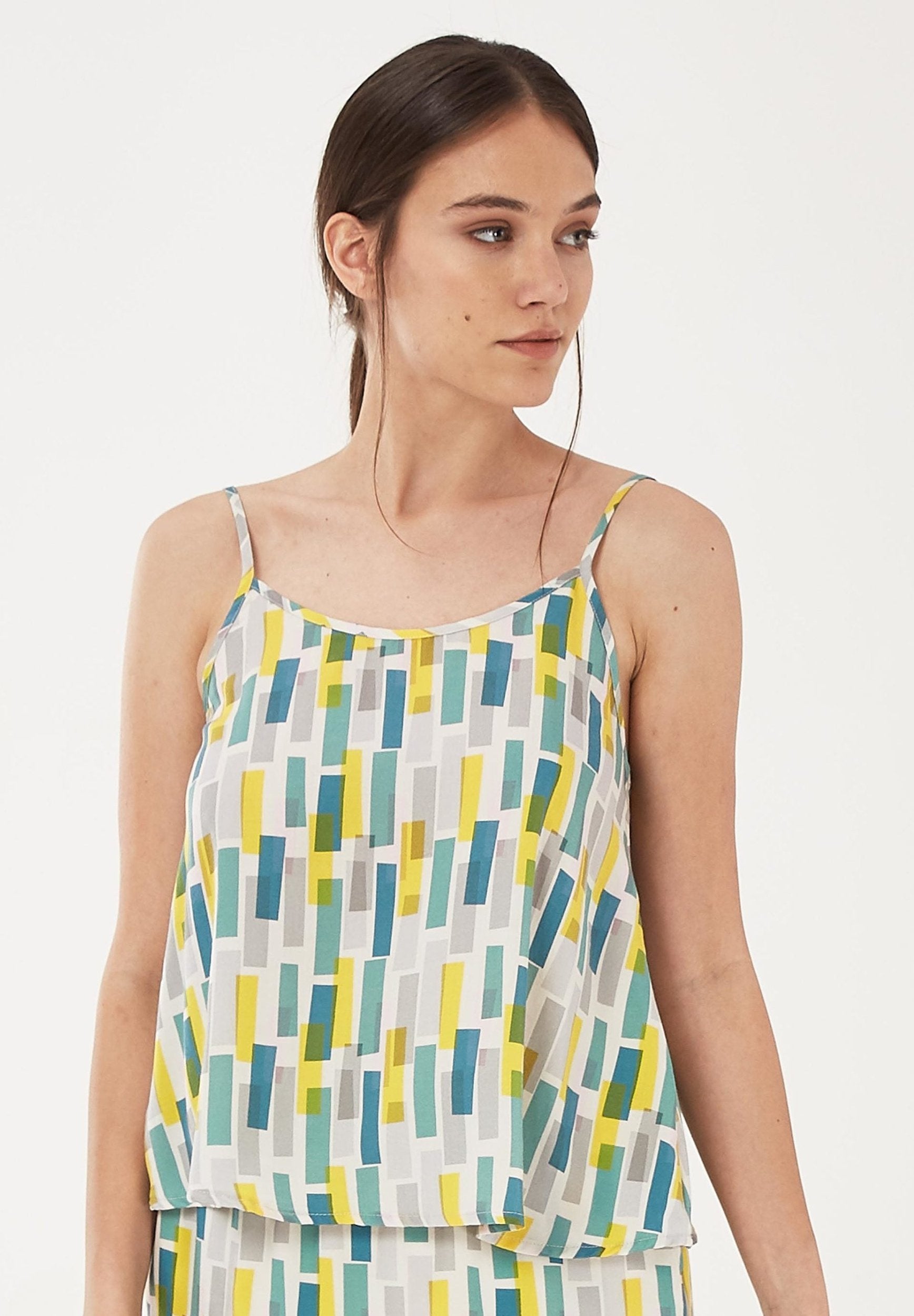 Spaghettiträger-Top aus TENCEL™ Lyocell mit Allover-Print | Faire Damenmode
