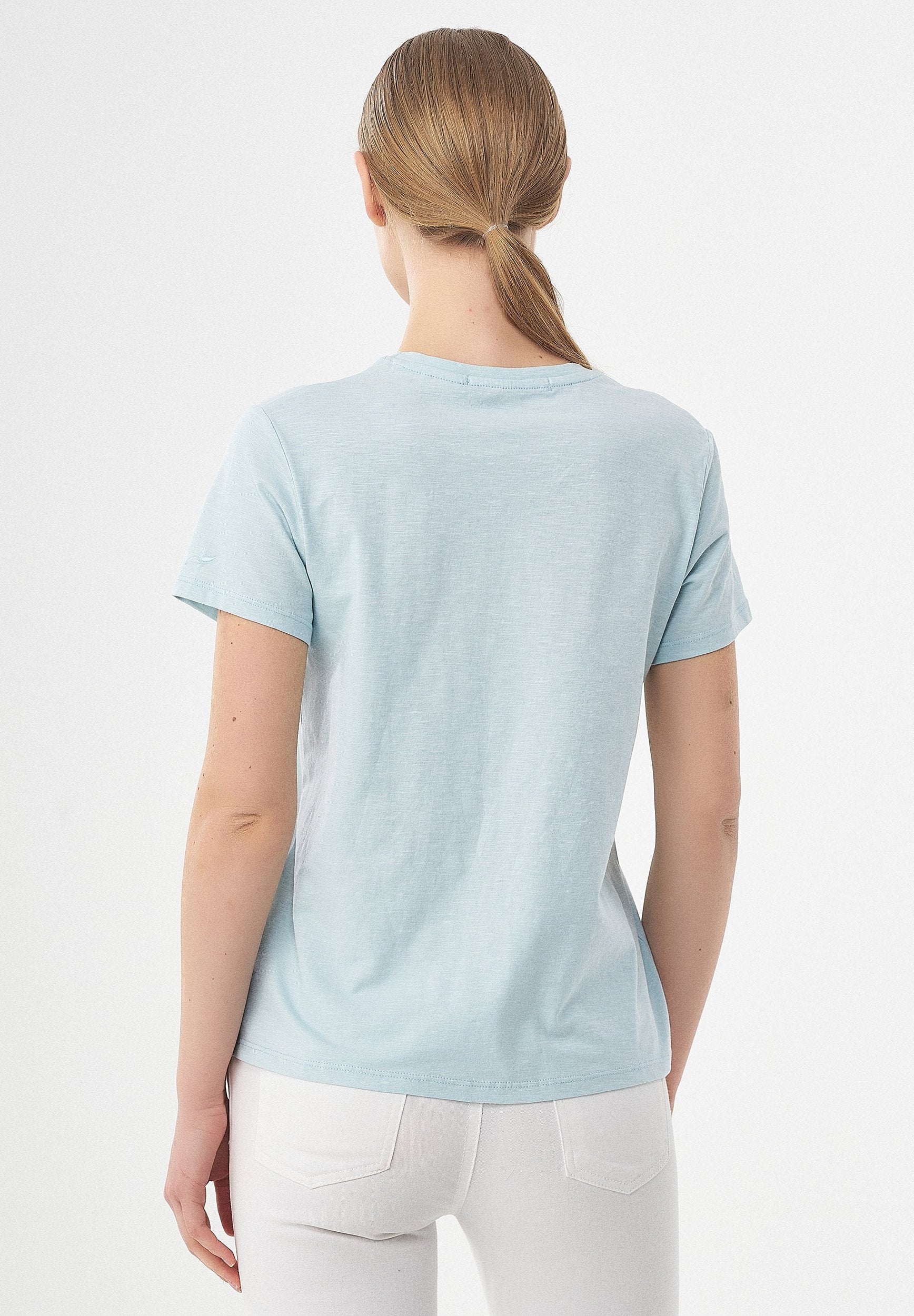 Basic T-Shirt aus Bio-Baumwolle mit V-Ausschnitt