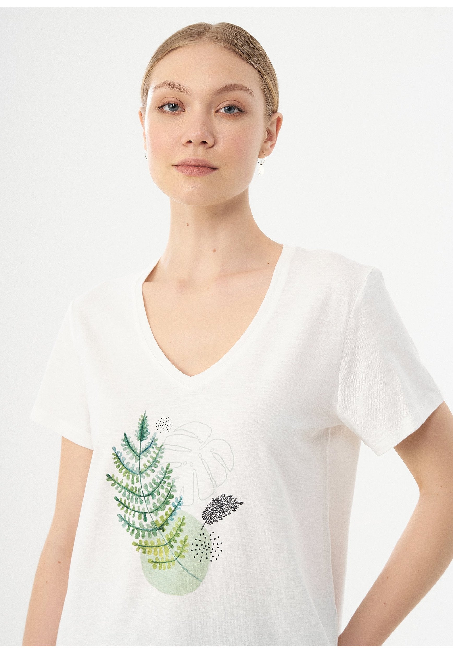 T-Shirt aus Bio-Baumwolle mit Blatt-Print