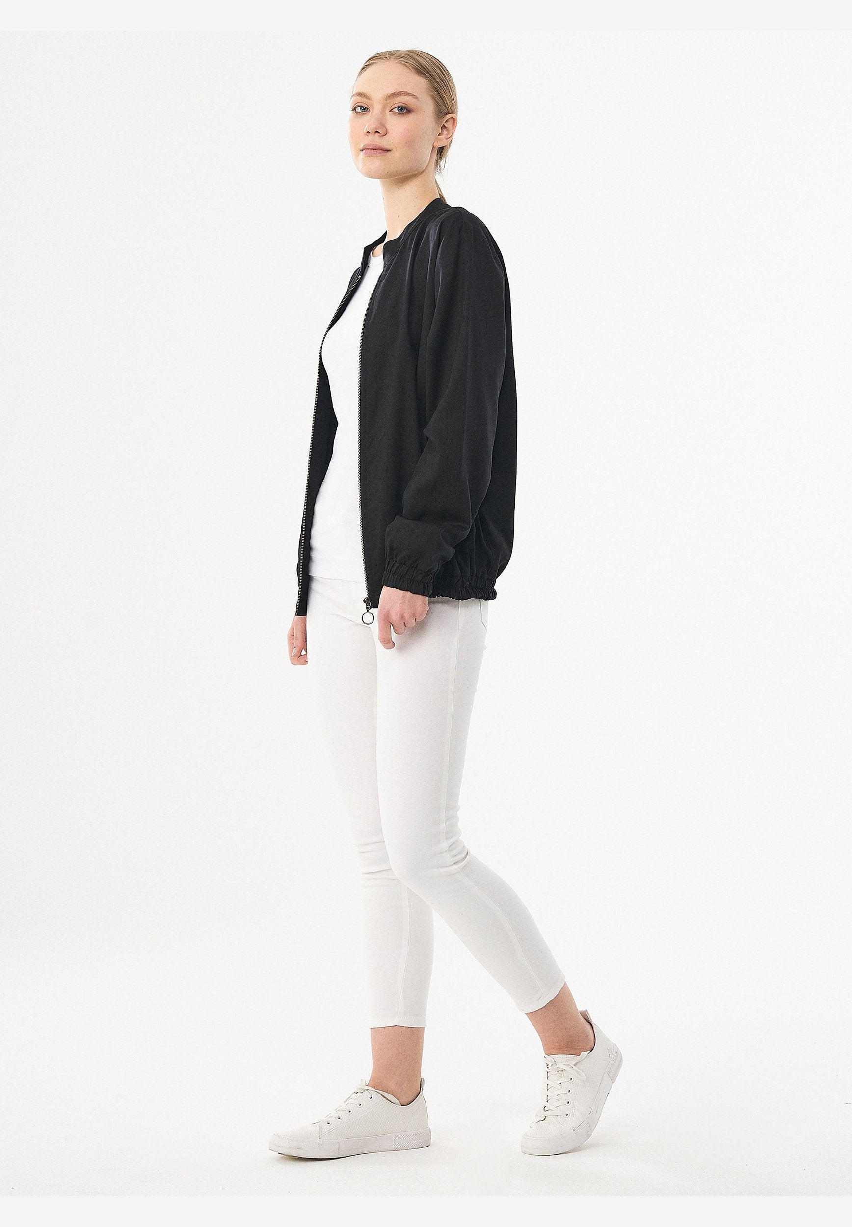 Bomberjacke aus TENCEL™ Lyocell