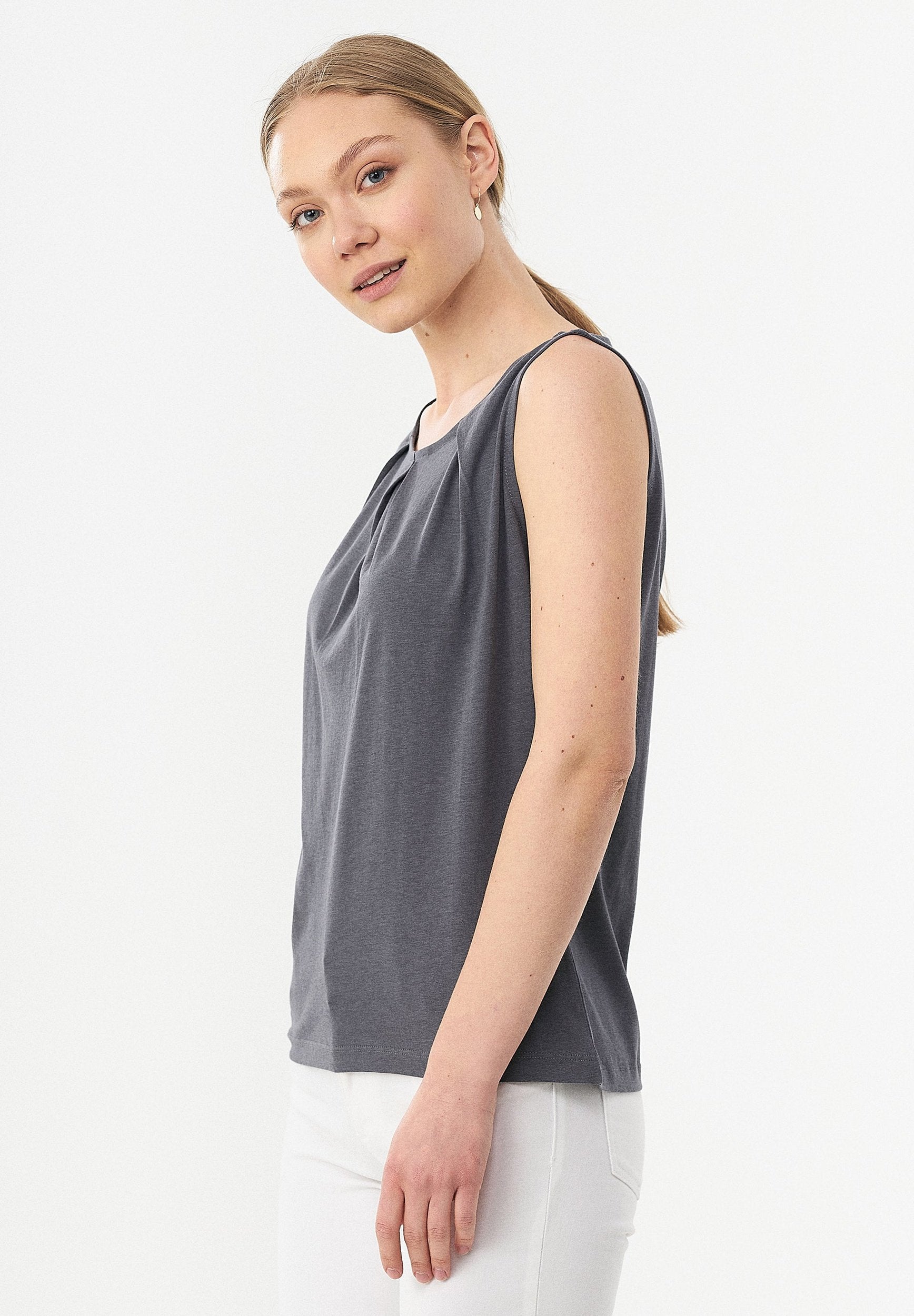 Top aus TENCEL™ Lyocell und Bio-Baumwolle