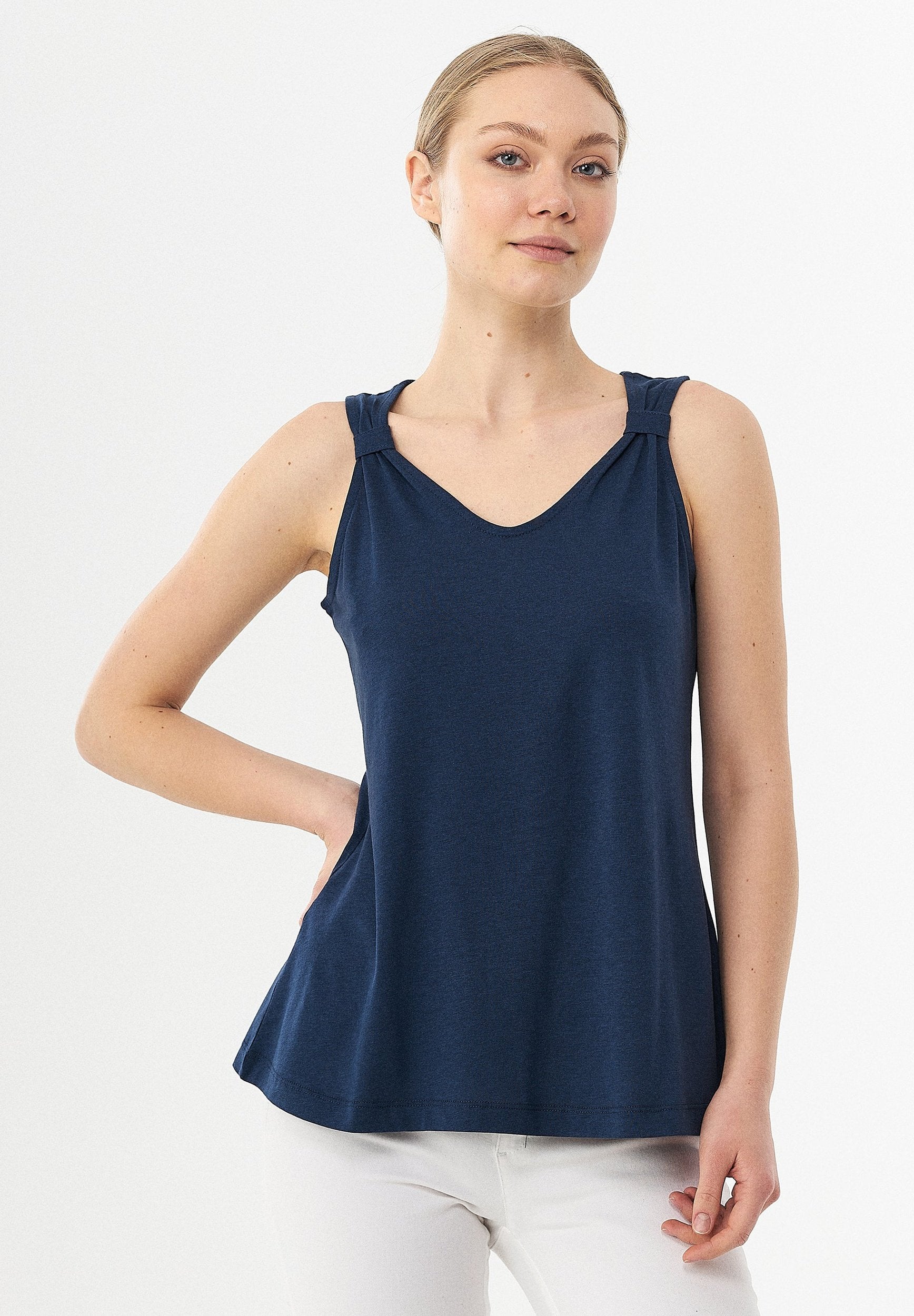 Top aus TENCEL™ Lyocell und Bio-Baumwolle